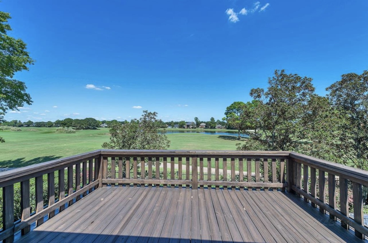 24118 Bay Hill Boulevard Property Photo 21