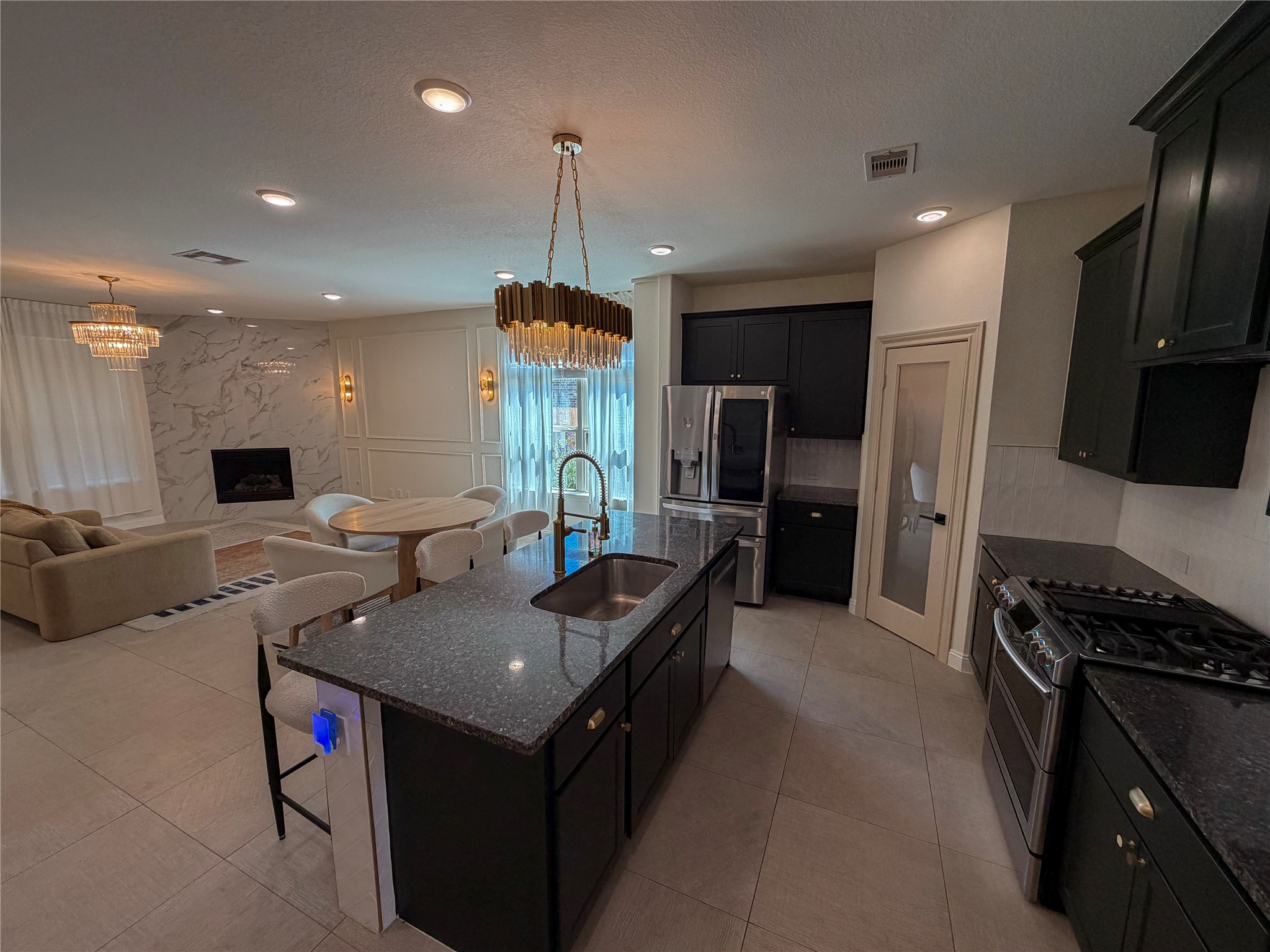 20338 Fossil Valley Lane Property Photo 6