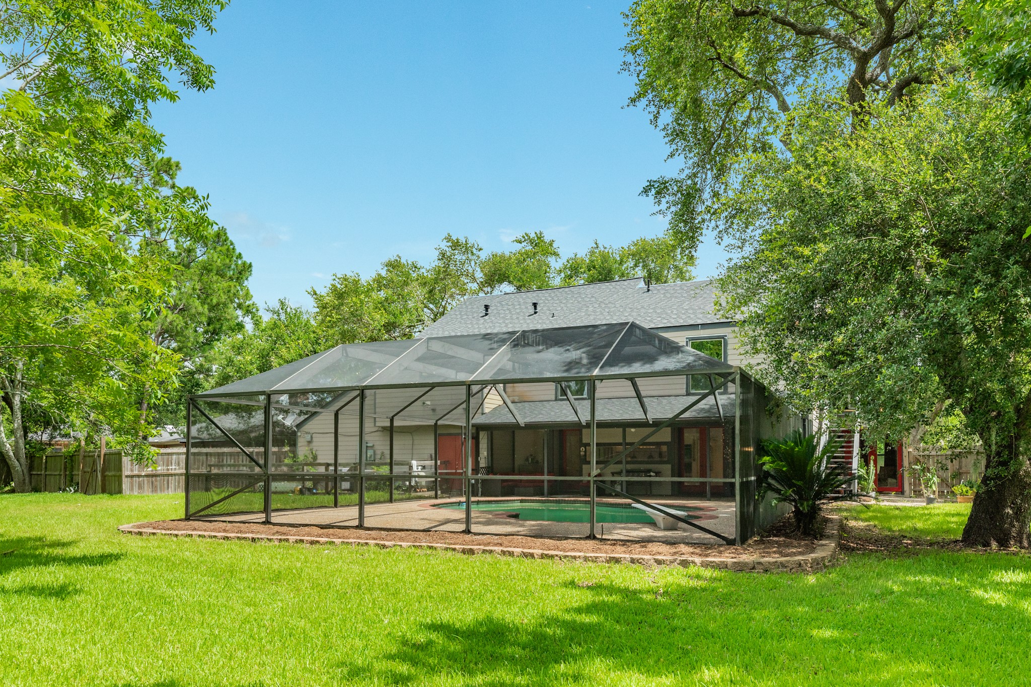 121 Catalpa Street Property Photo 40