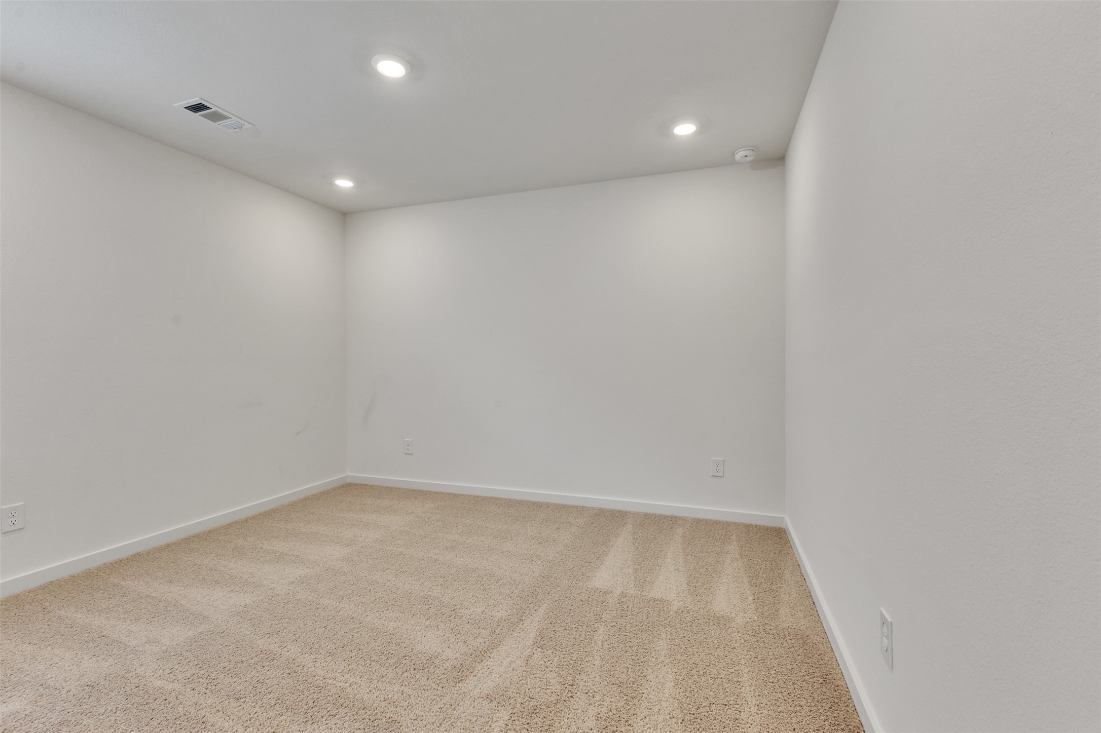 3206 Emerald Hills Drive Property Photo 25