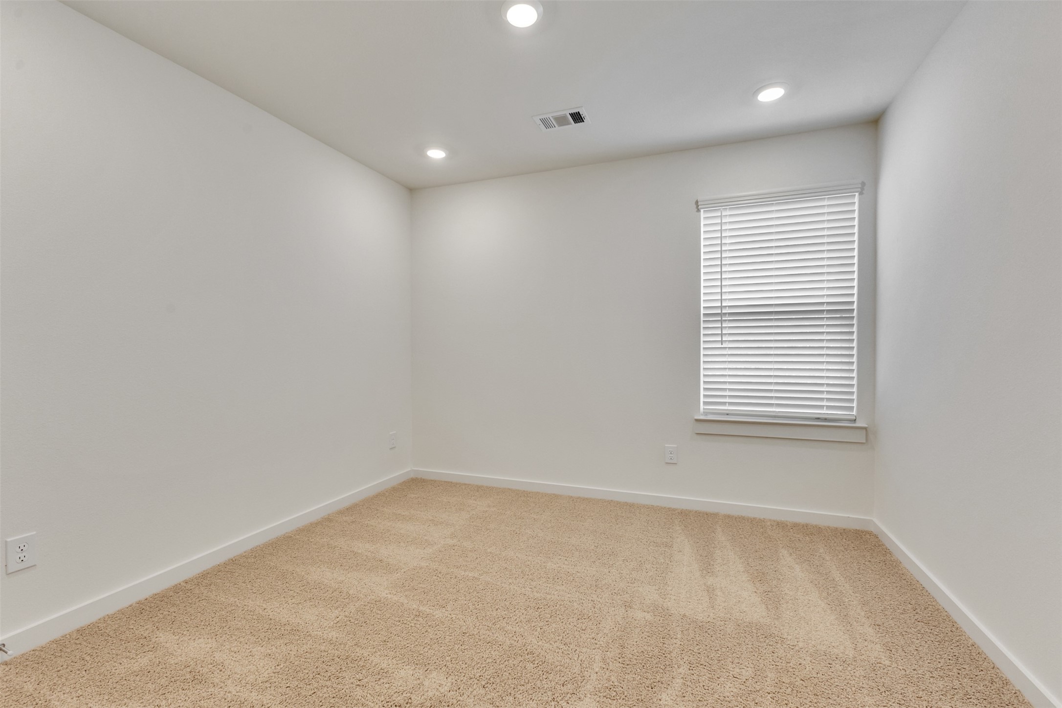3206 Emerald Hills Drive Property Photo 27