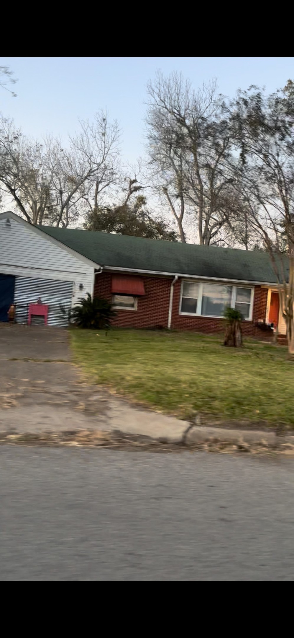 1368 Harriot Street Property Photo 5