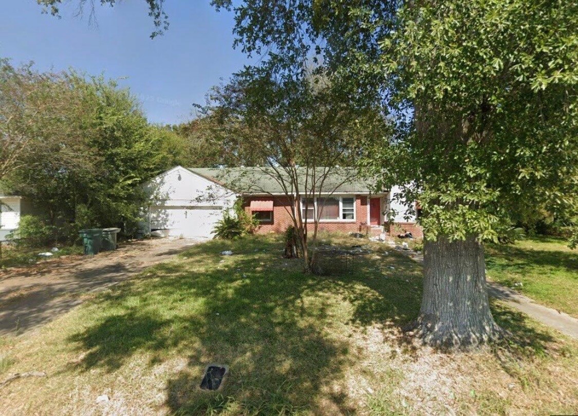 1368 Harriot Street Property Photo 6