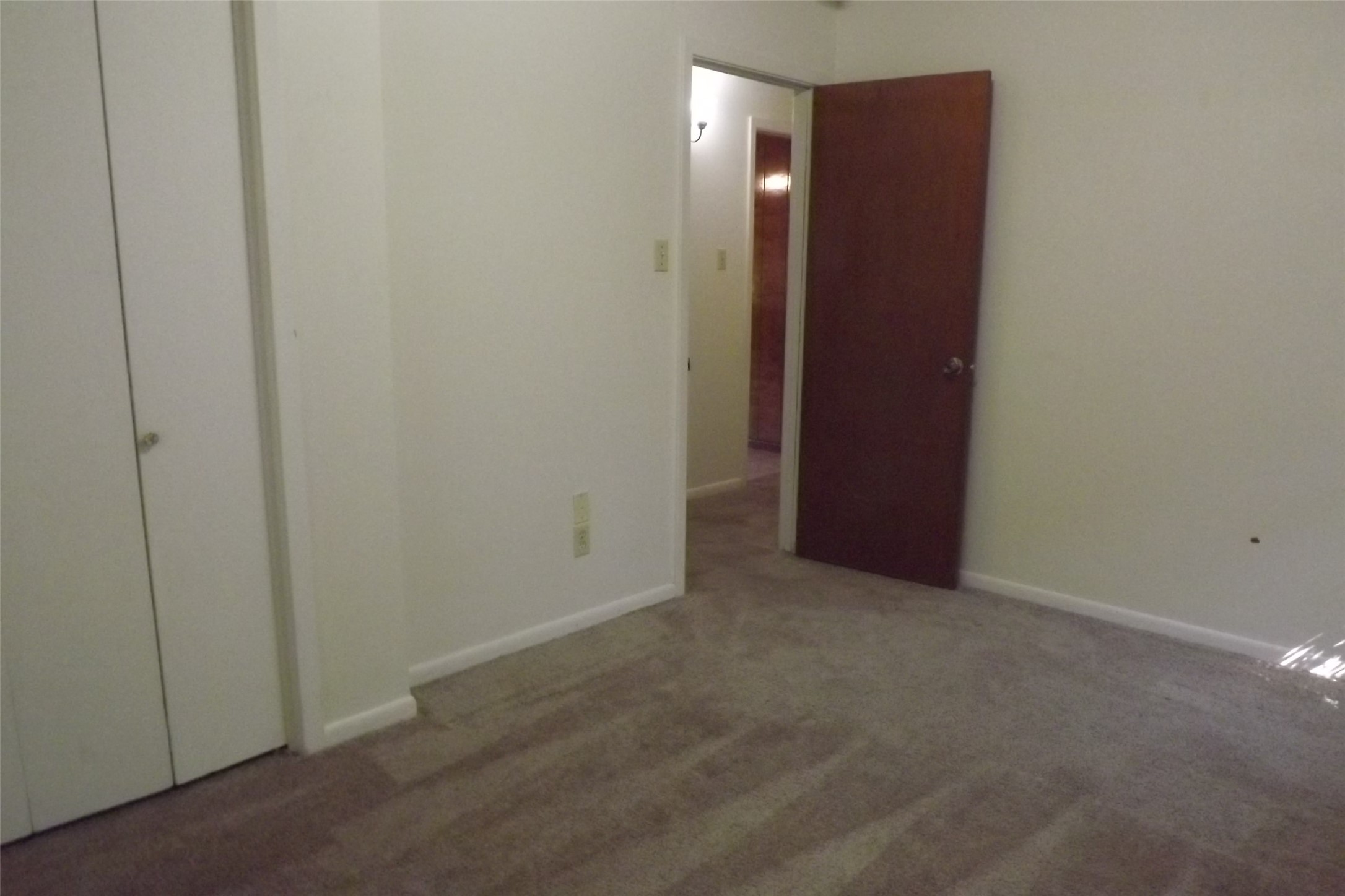 1502 Maple Street Property Photo 5
