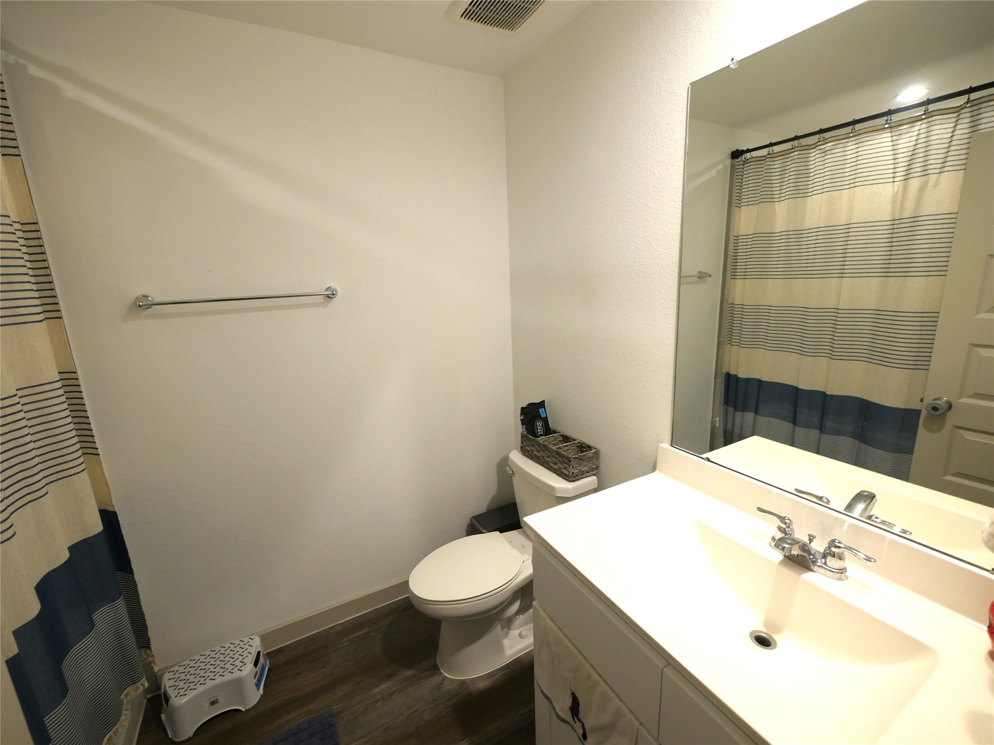 1044 Marina Bay Drive Property Photo 10