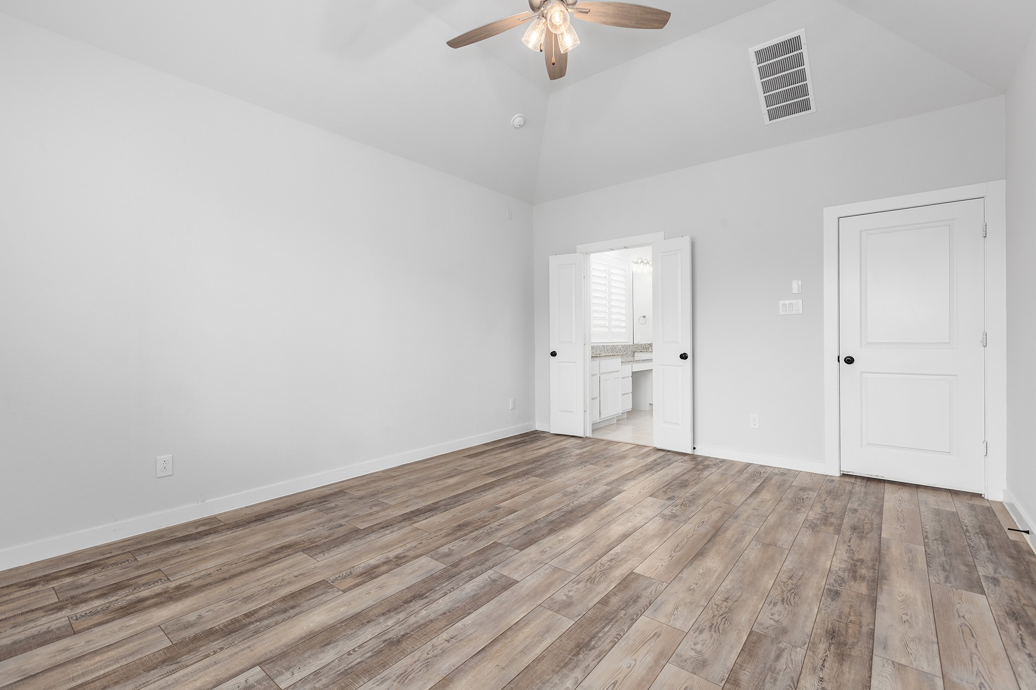 12110 Woodnote Lane Property Photo 28