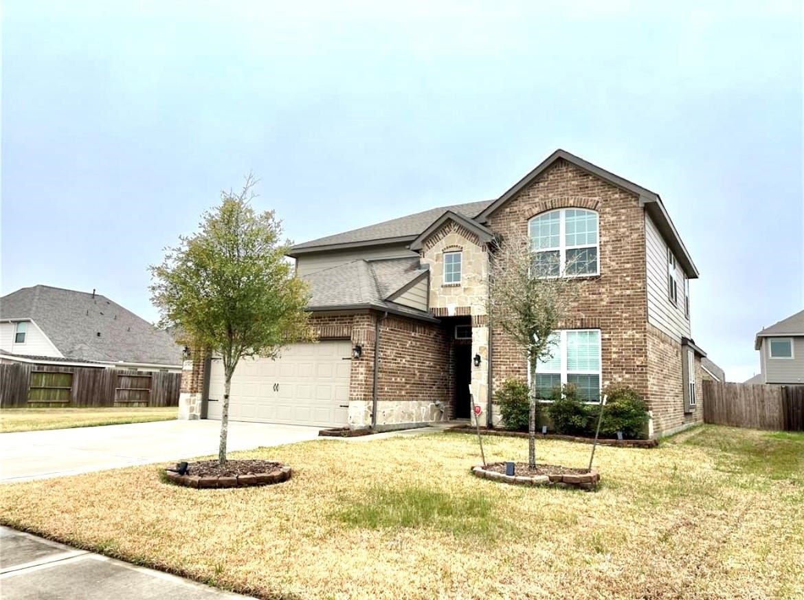 13811 Giant Panda Bear Avenue Property Photo 2