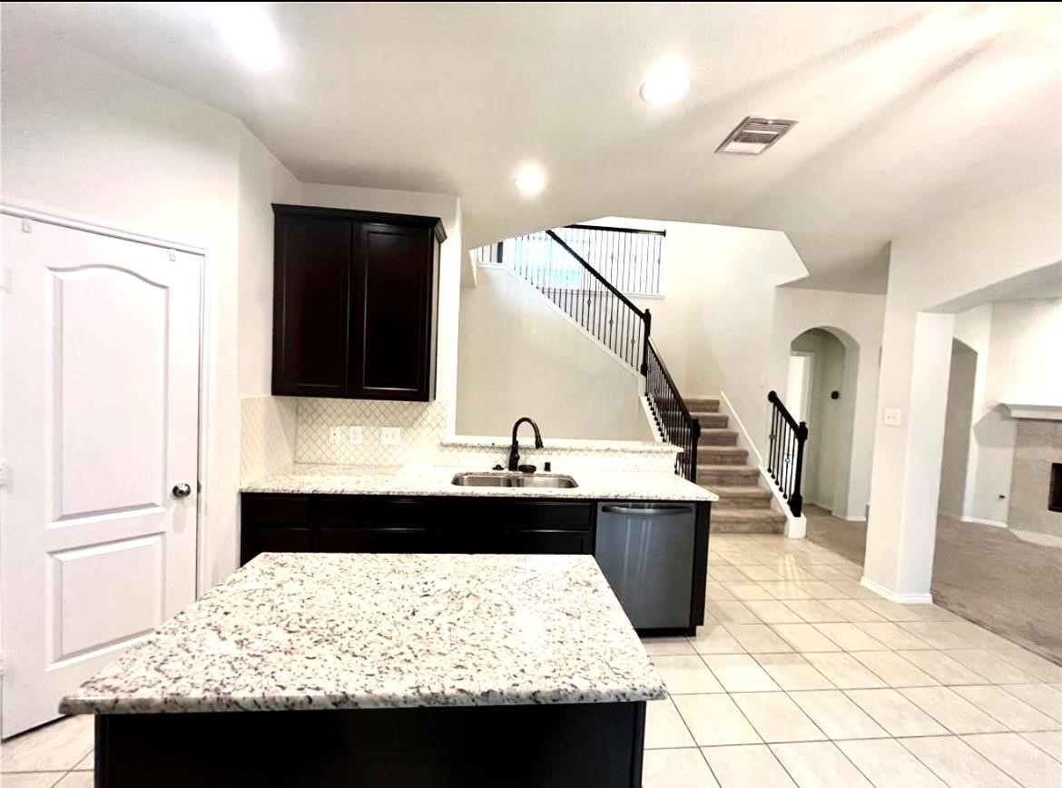 13811 Giant Panda Bear Avenue Property Photo 6