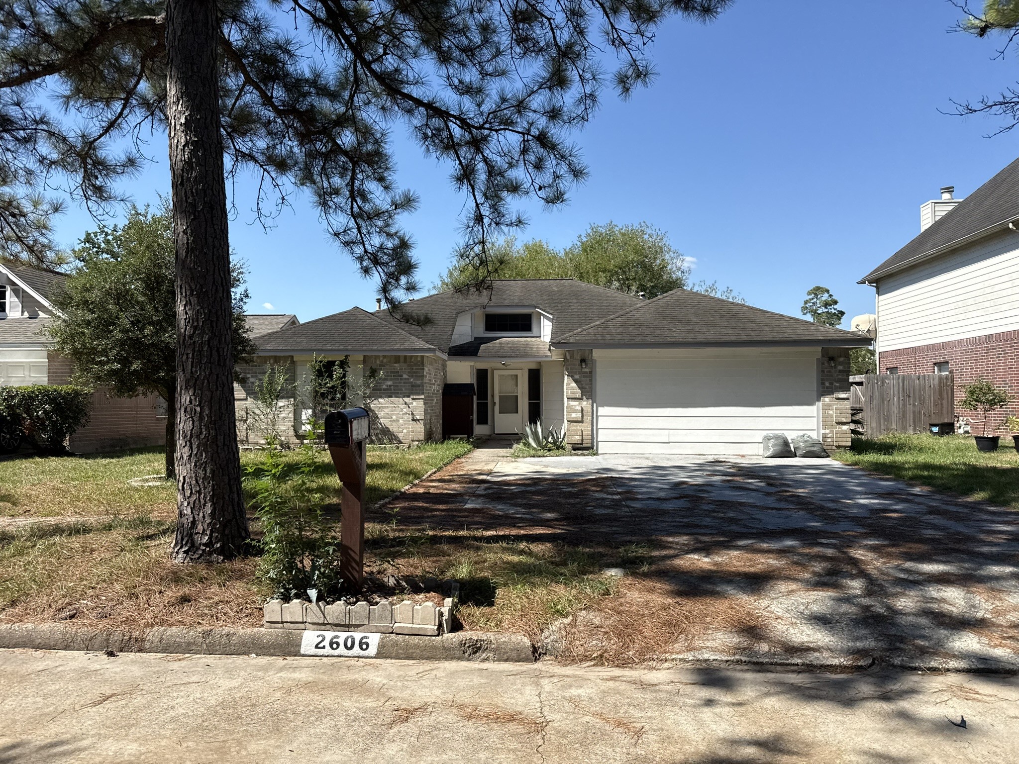 2606 Eagle Nest Lane Property Photo 2