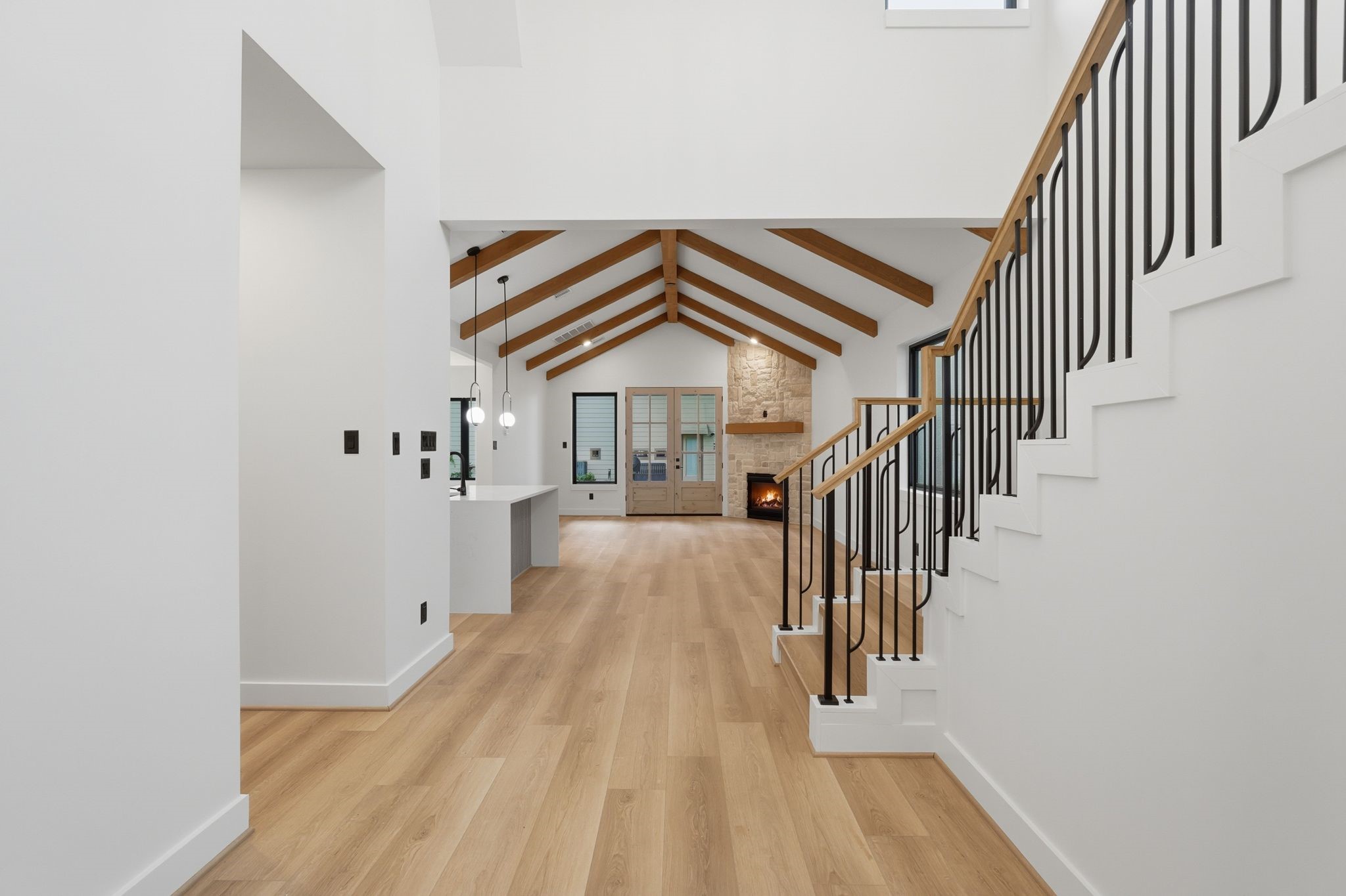 11317 Main Sail Loop Property Photo 3