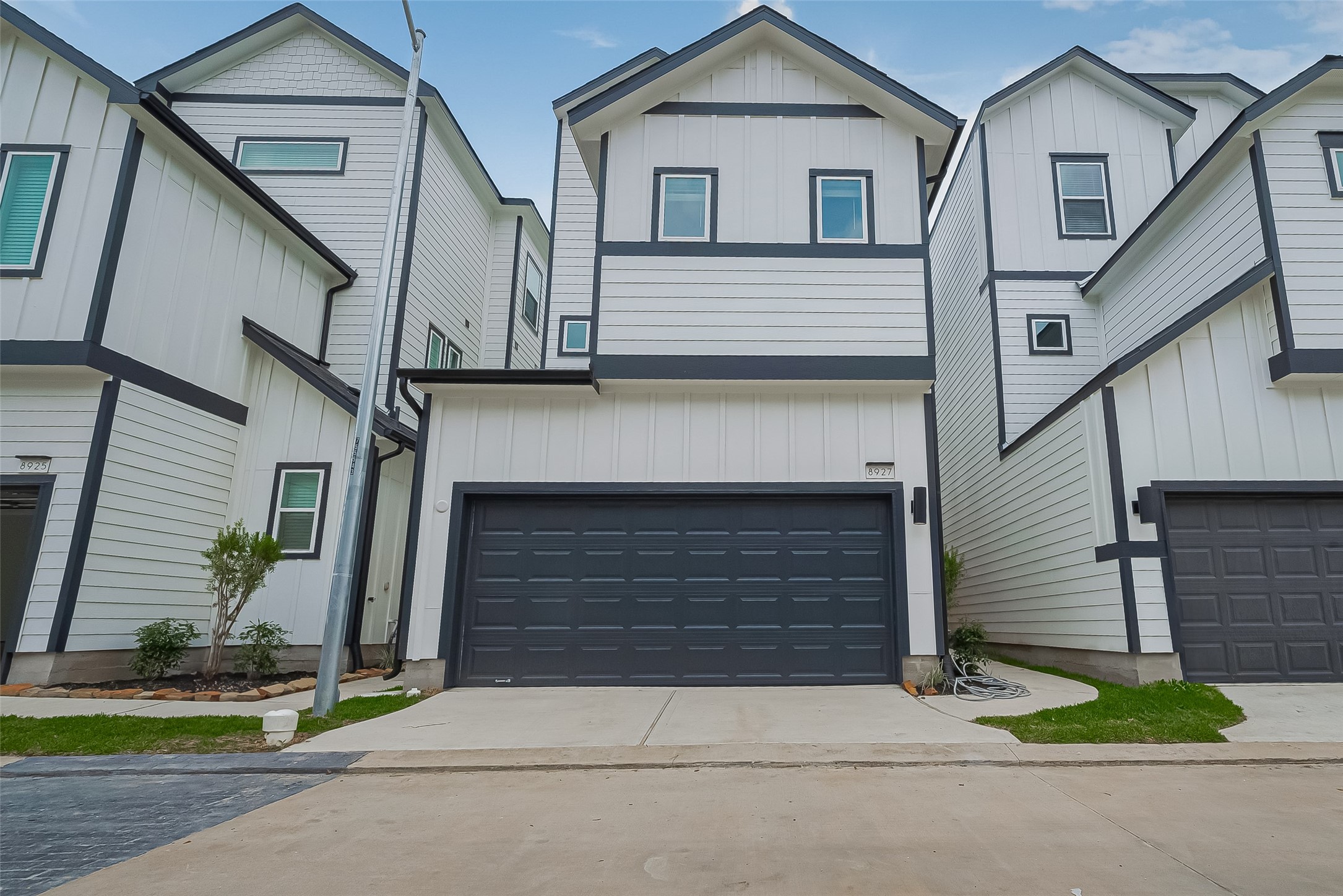 1609 Regents Gate Property Photo 1