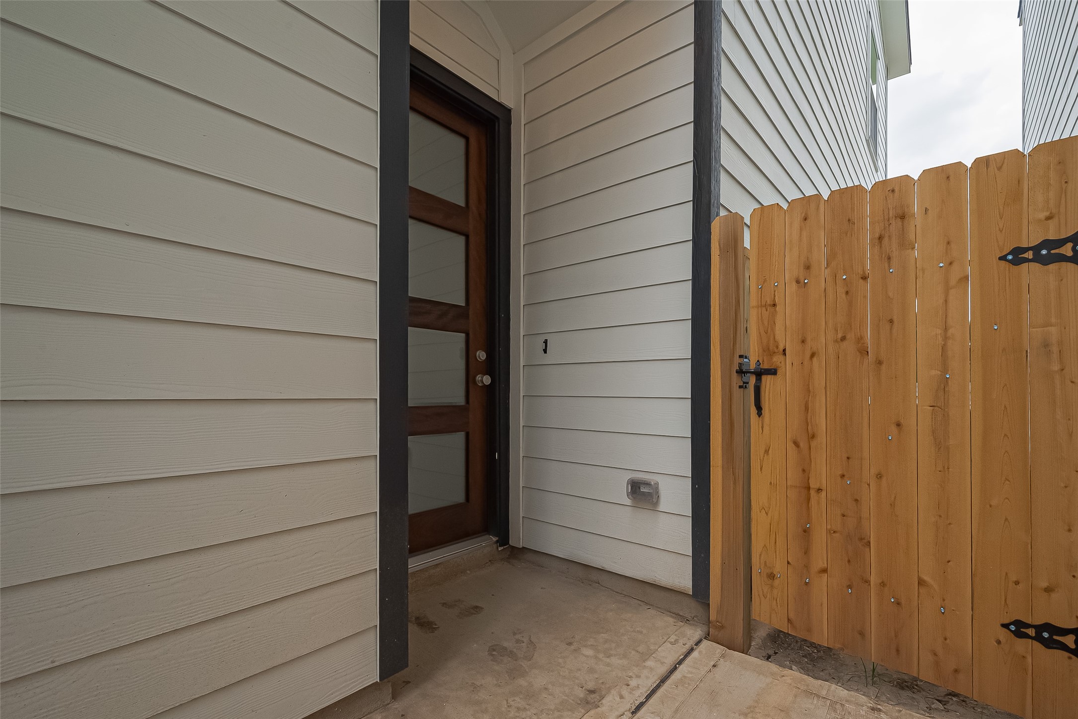 1609 Regents Gate Property Photo 6