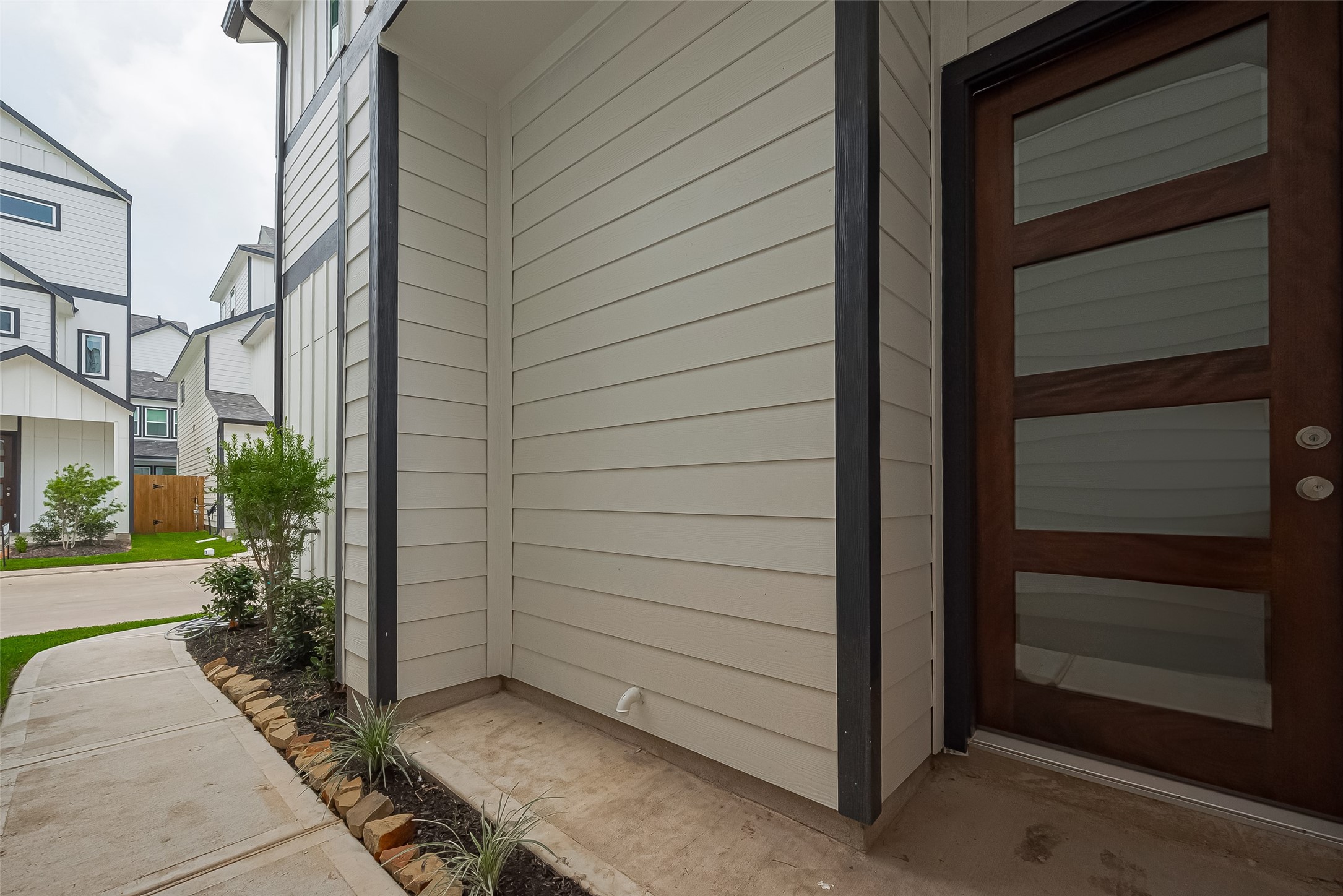 1609 Regents Gate Property Photo 7
