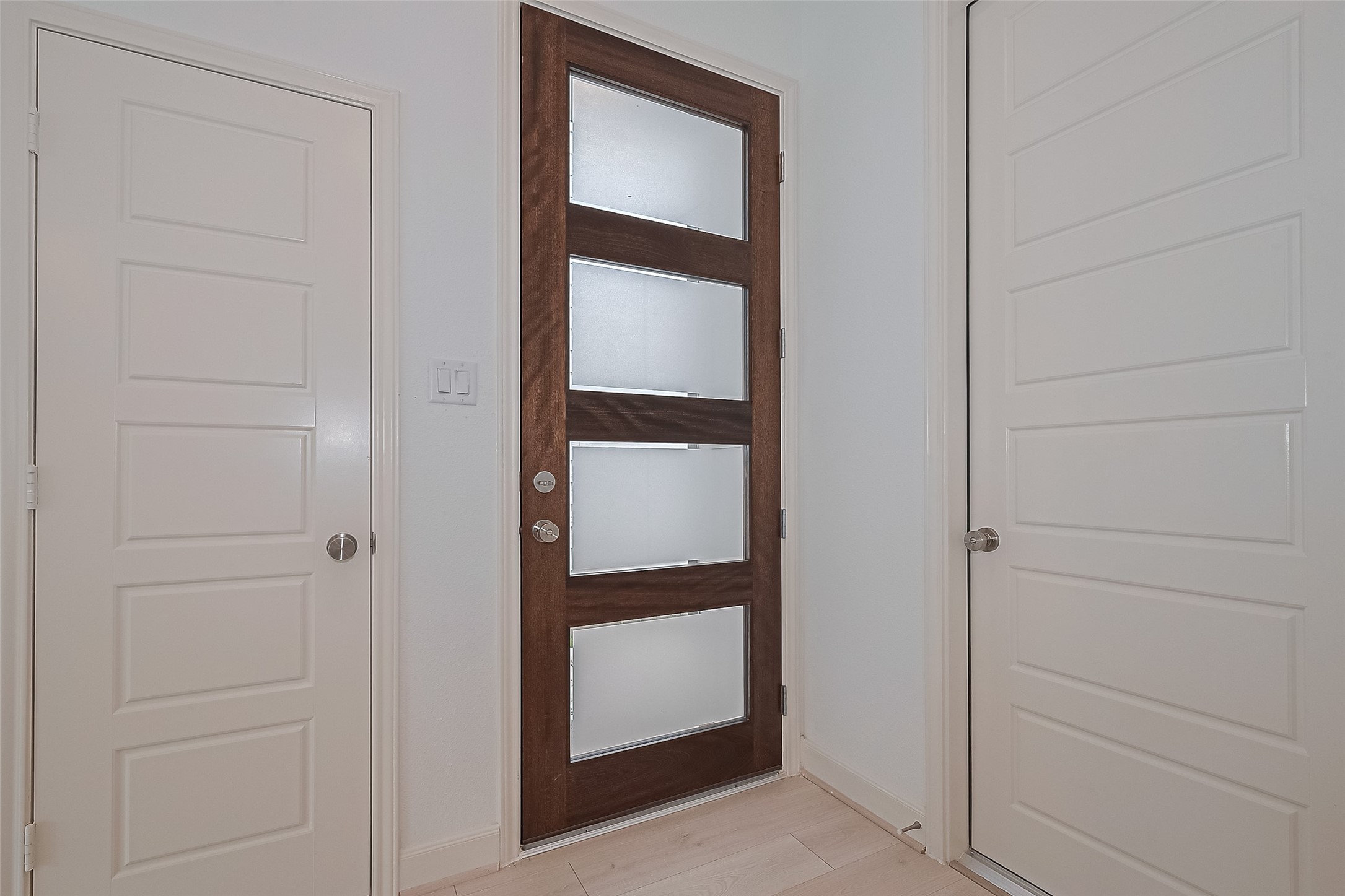 1609 Regents Gate Property Photo 8