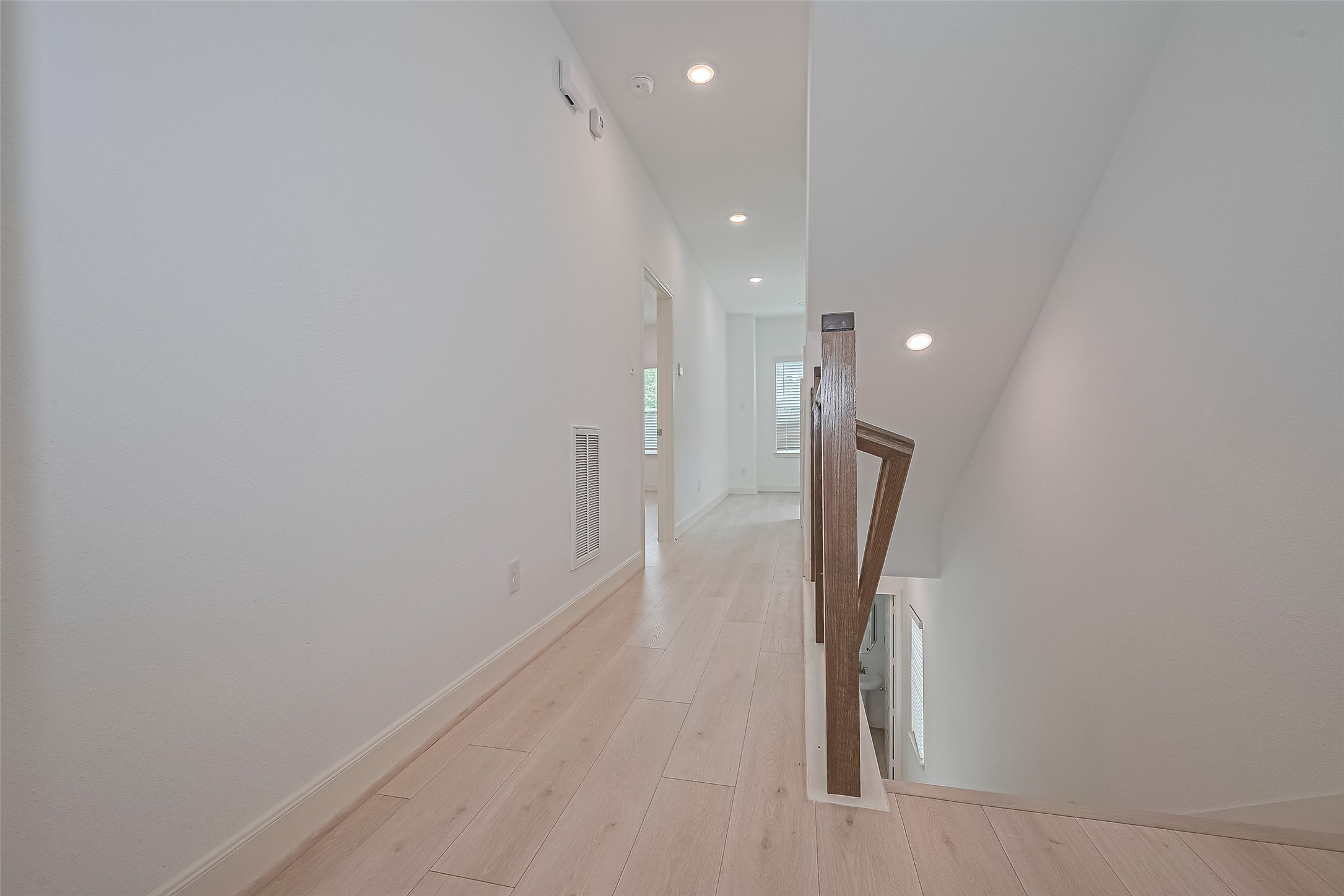 1609 Regents Gate Property Photo 20