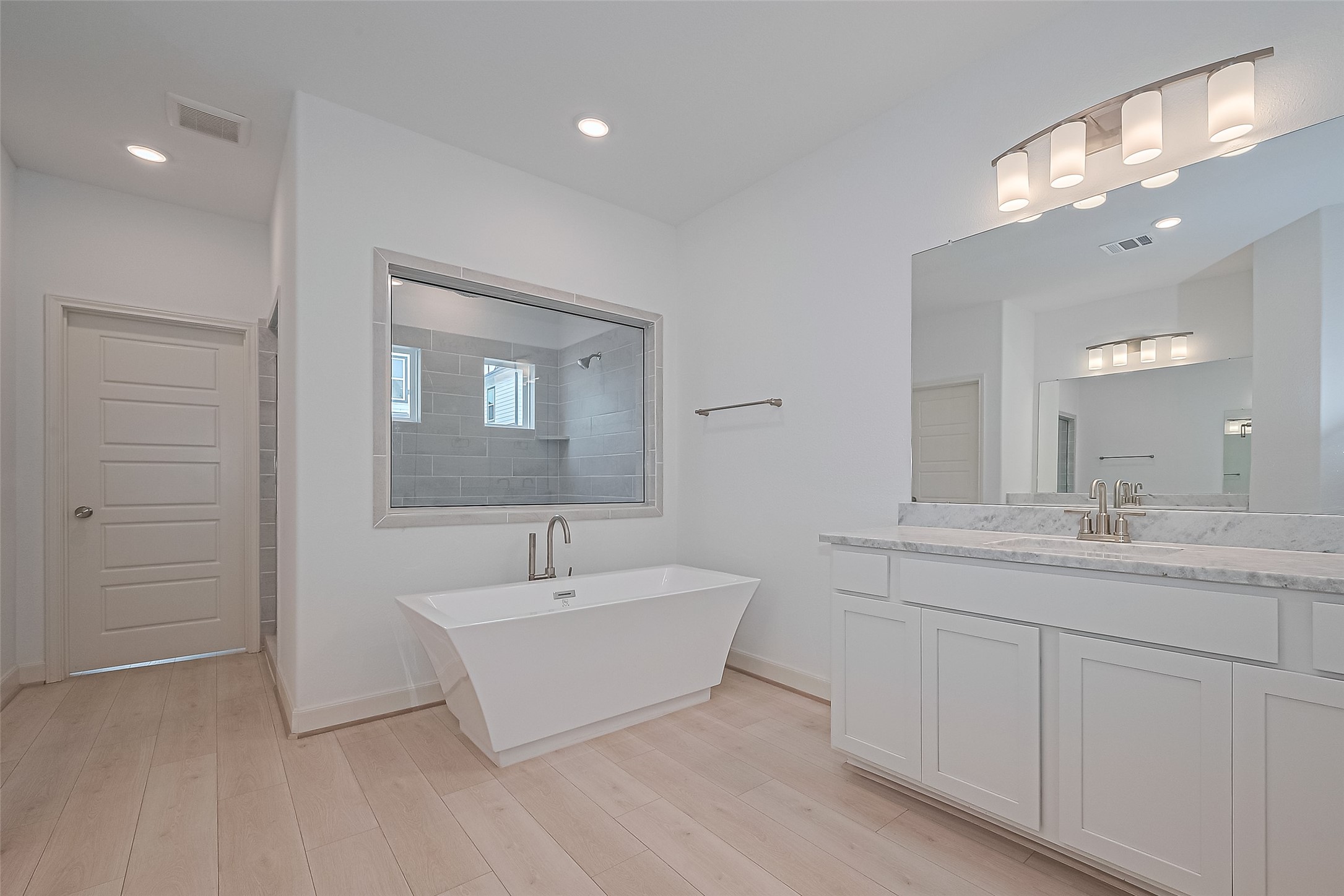 1609 Regents Gate Property Photo 31