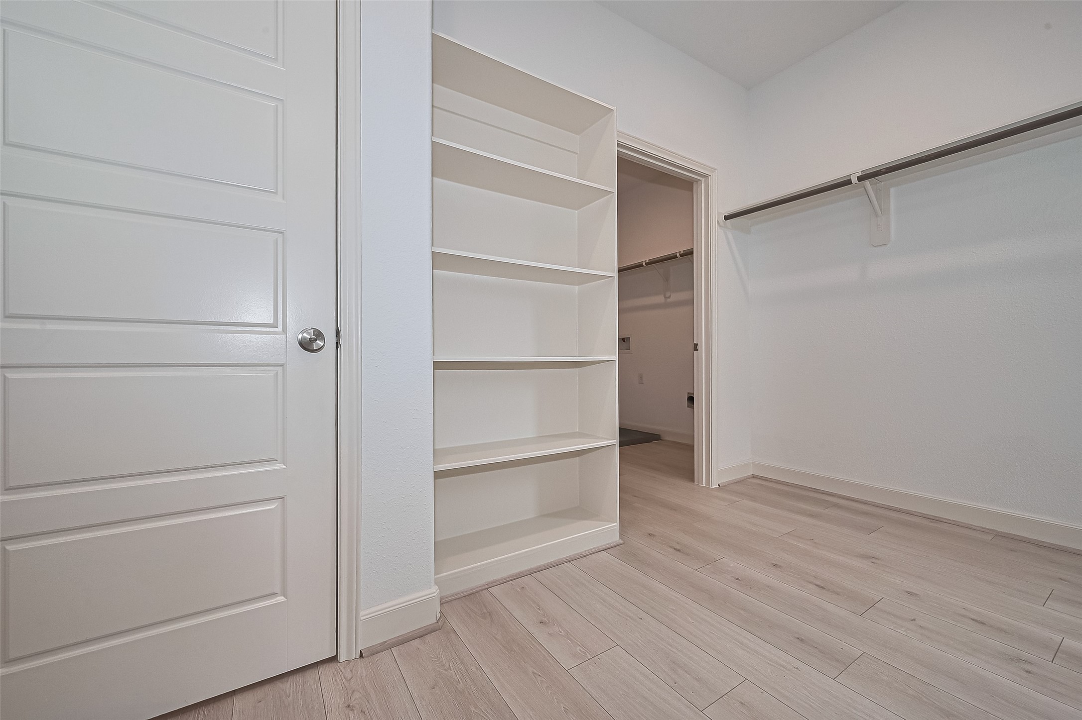 1609 Regents Gate Property Photo 36