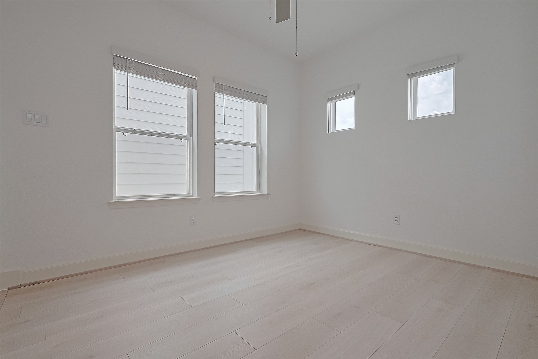 1609 Regents Gate Property Photo 40