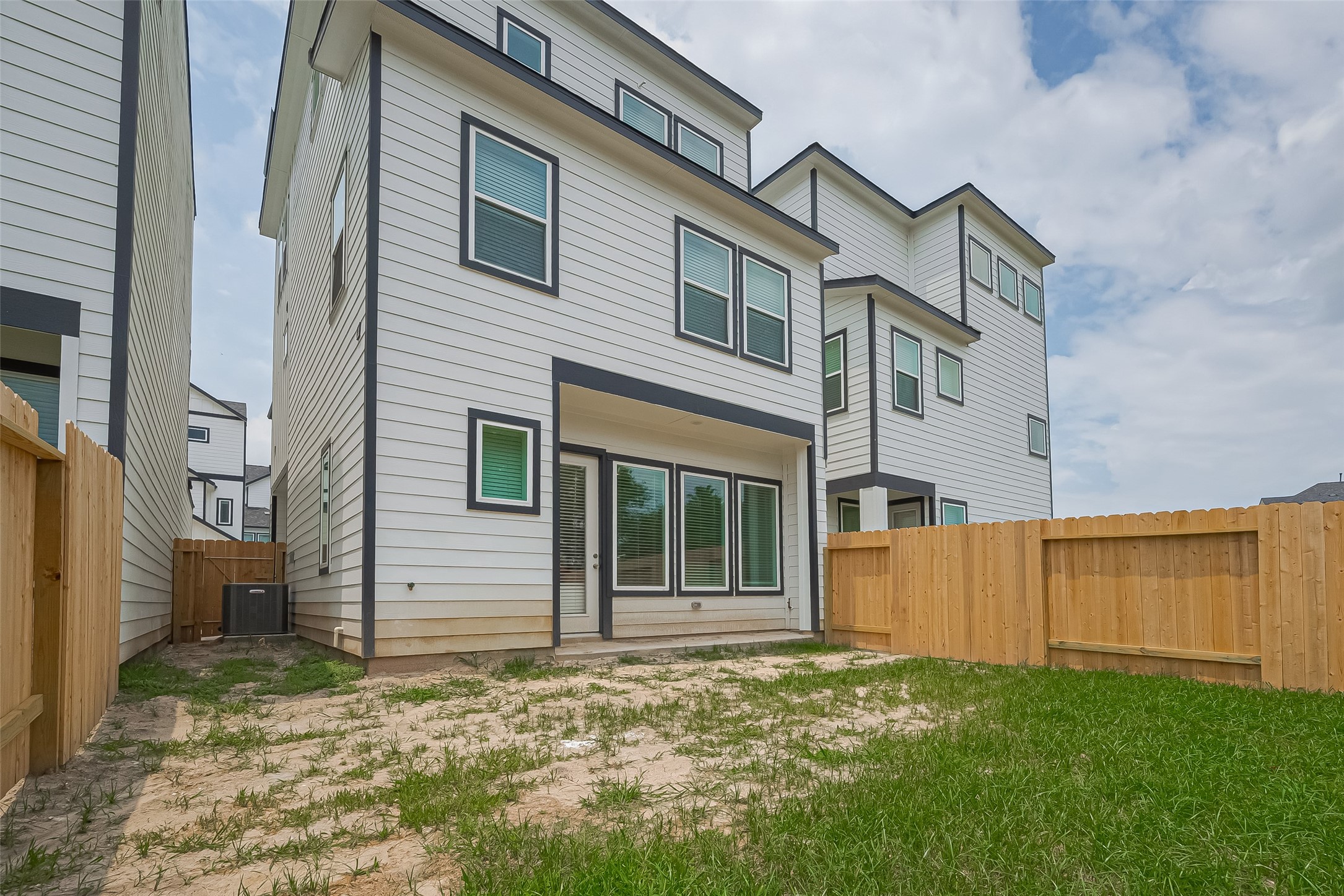 1609 Regents Gate Property Photo 48