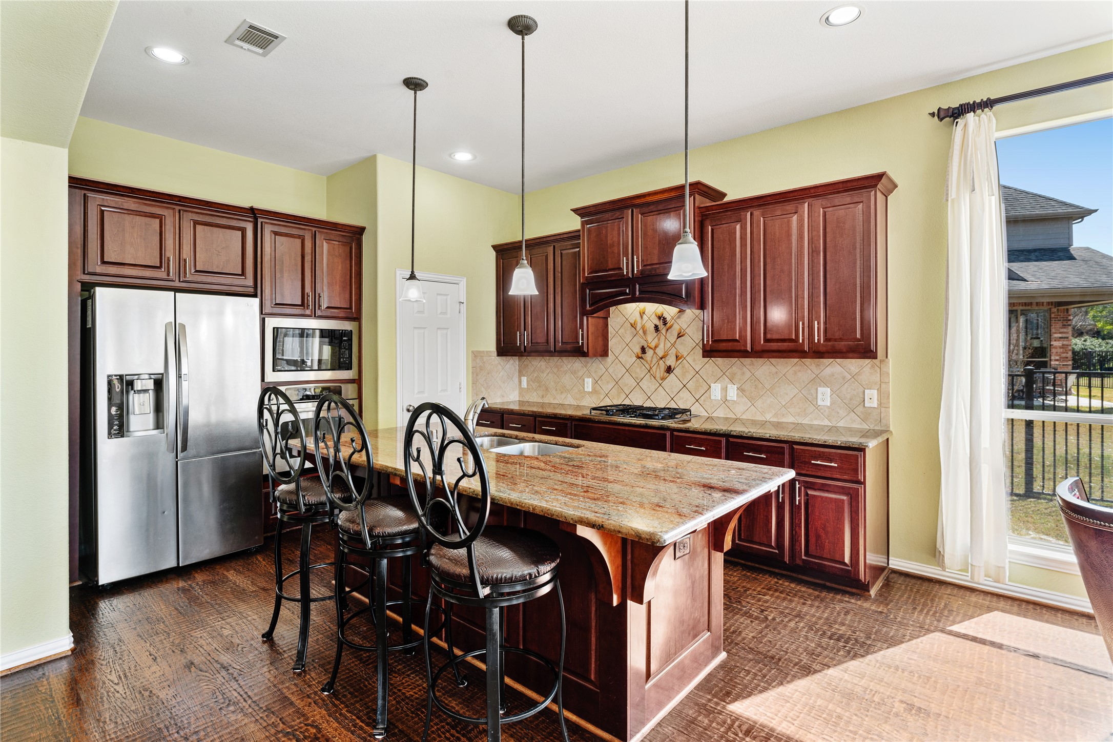 12507 Cove Landing Drive Property Photo 11