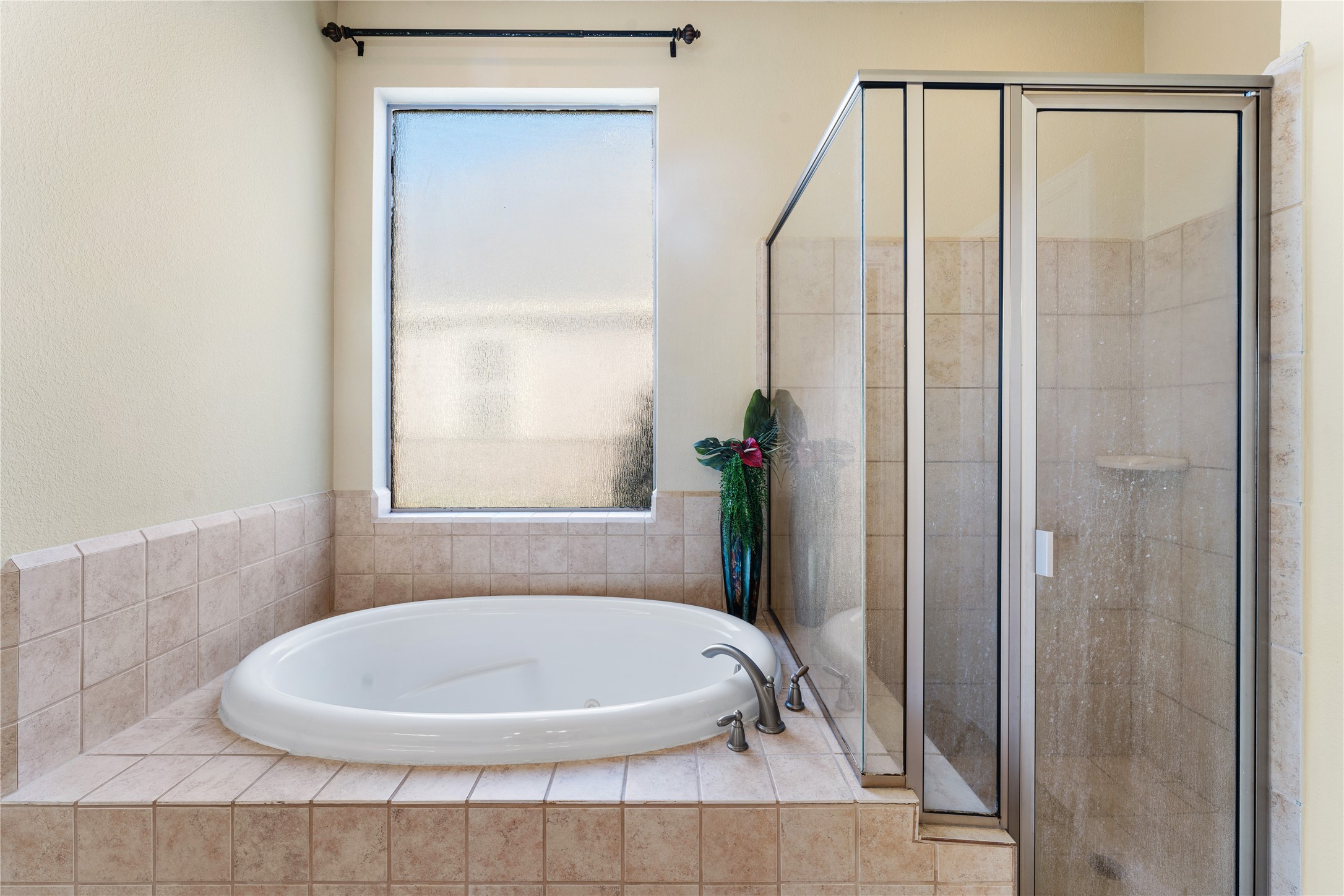 12507 Cove Landing Drive Property Photo 25
