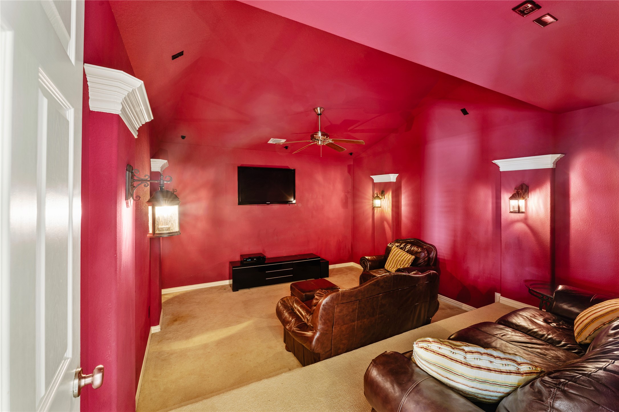 12507 Cove Landing Drive Property Photo 31