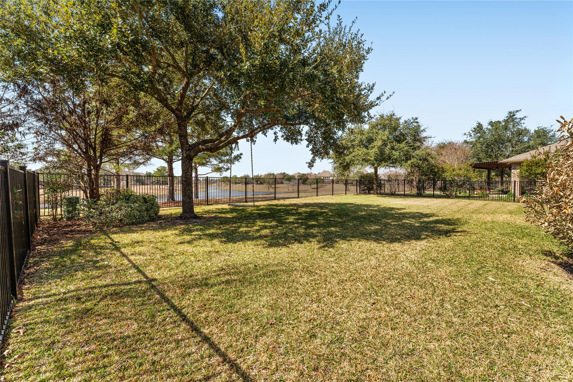 12507 Cove Landing Drive Property Photo 40