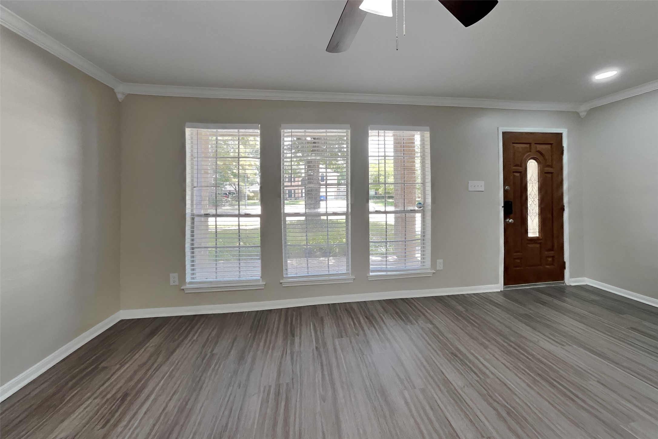 26877 Towerguard Drive Property Photo 2