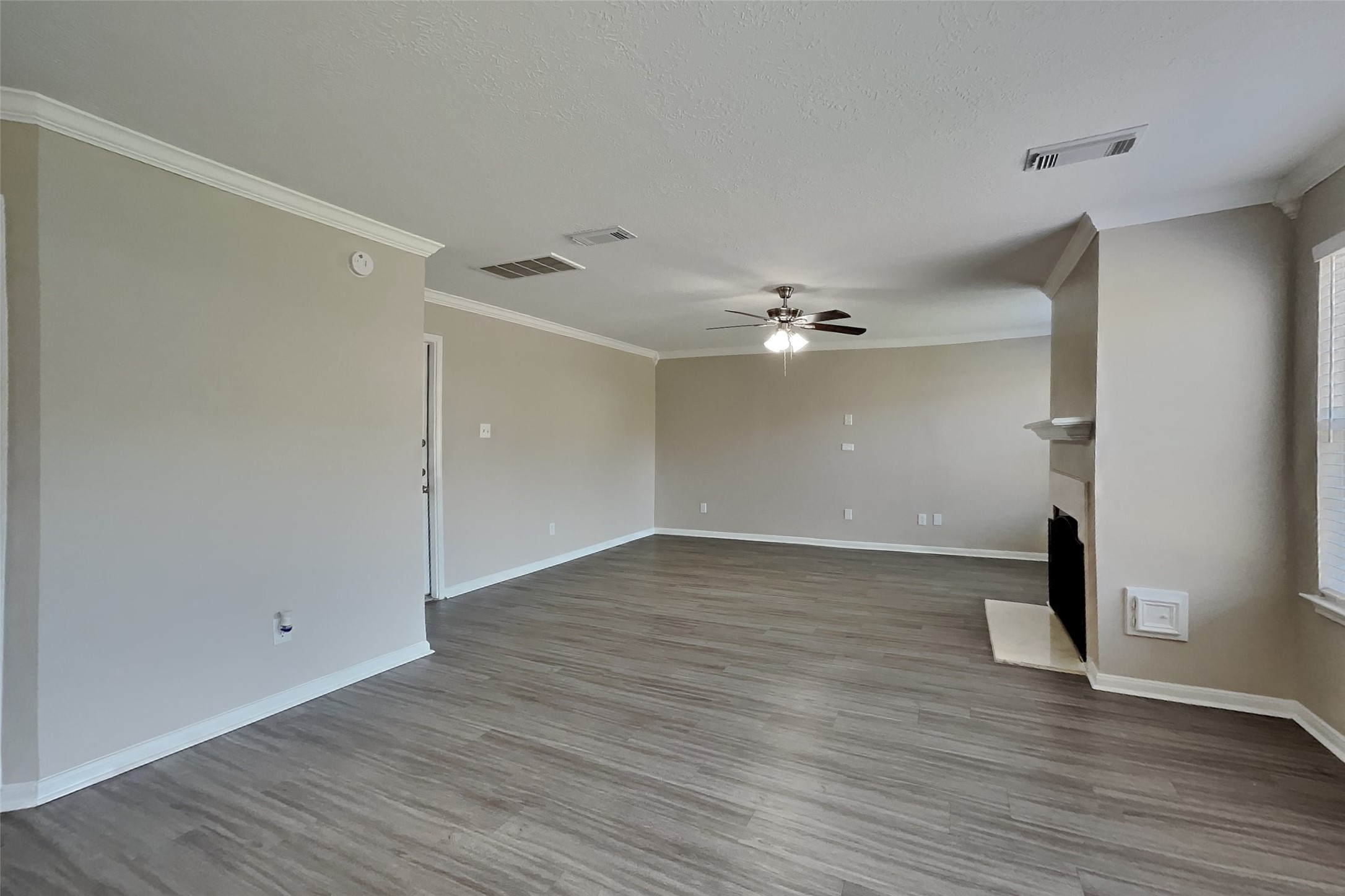 26877 Towerguard Drive Property Photo 3