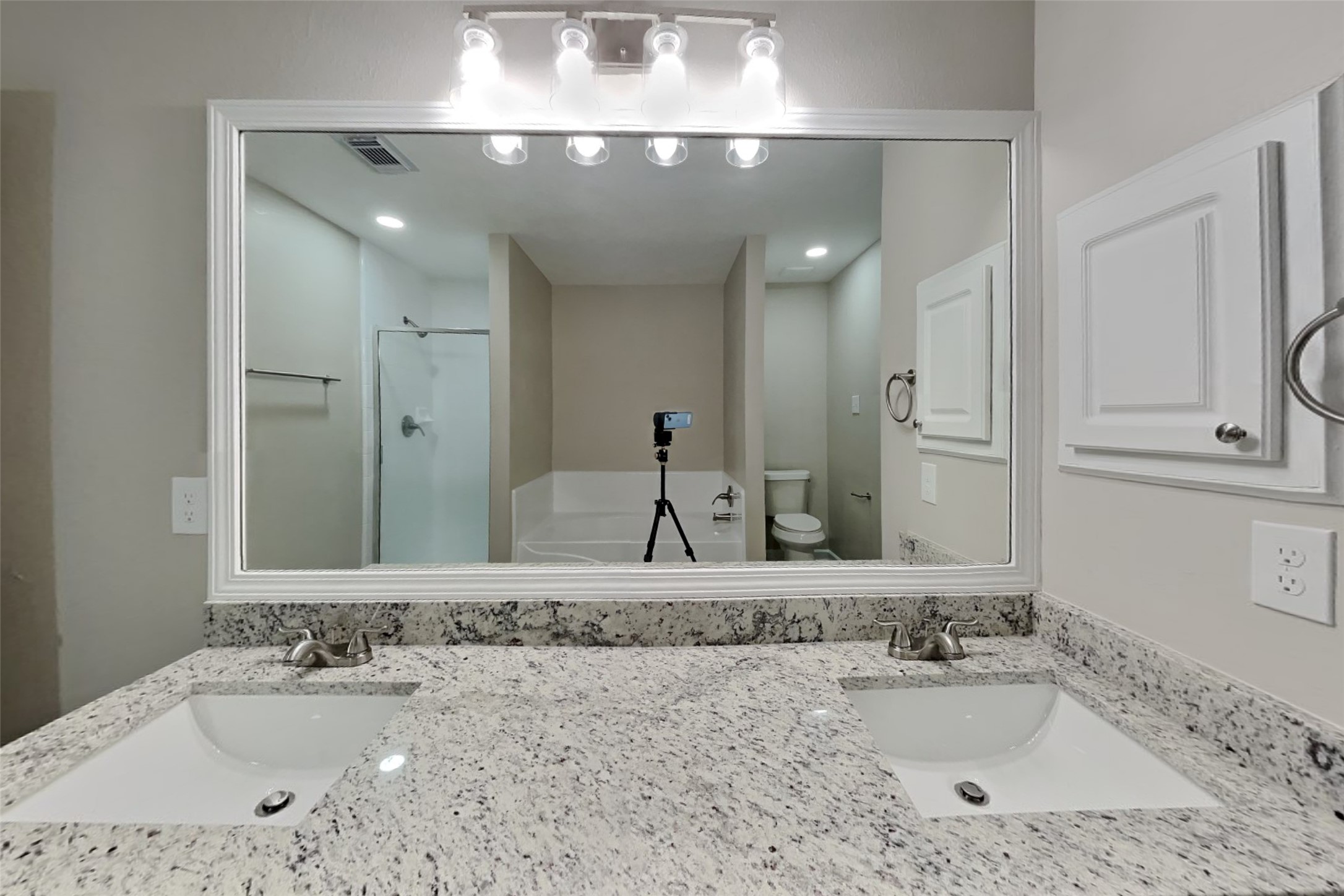 26877 Towerguard Drive Property Photo 8