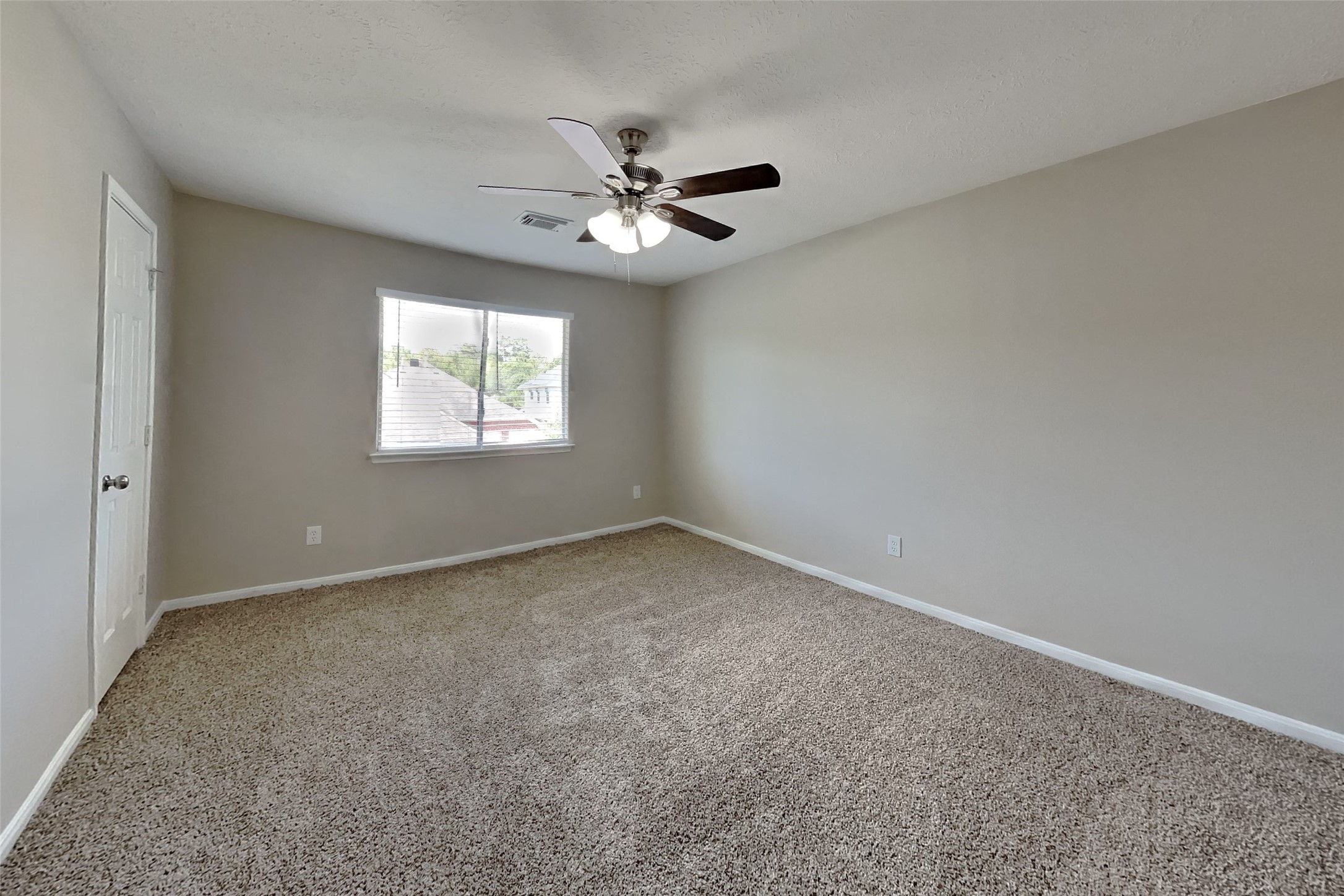 26877 Towerguard Drive Property Photo 11
