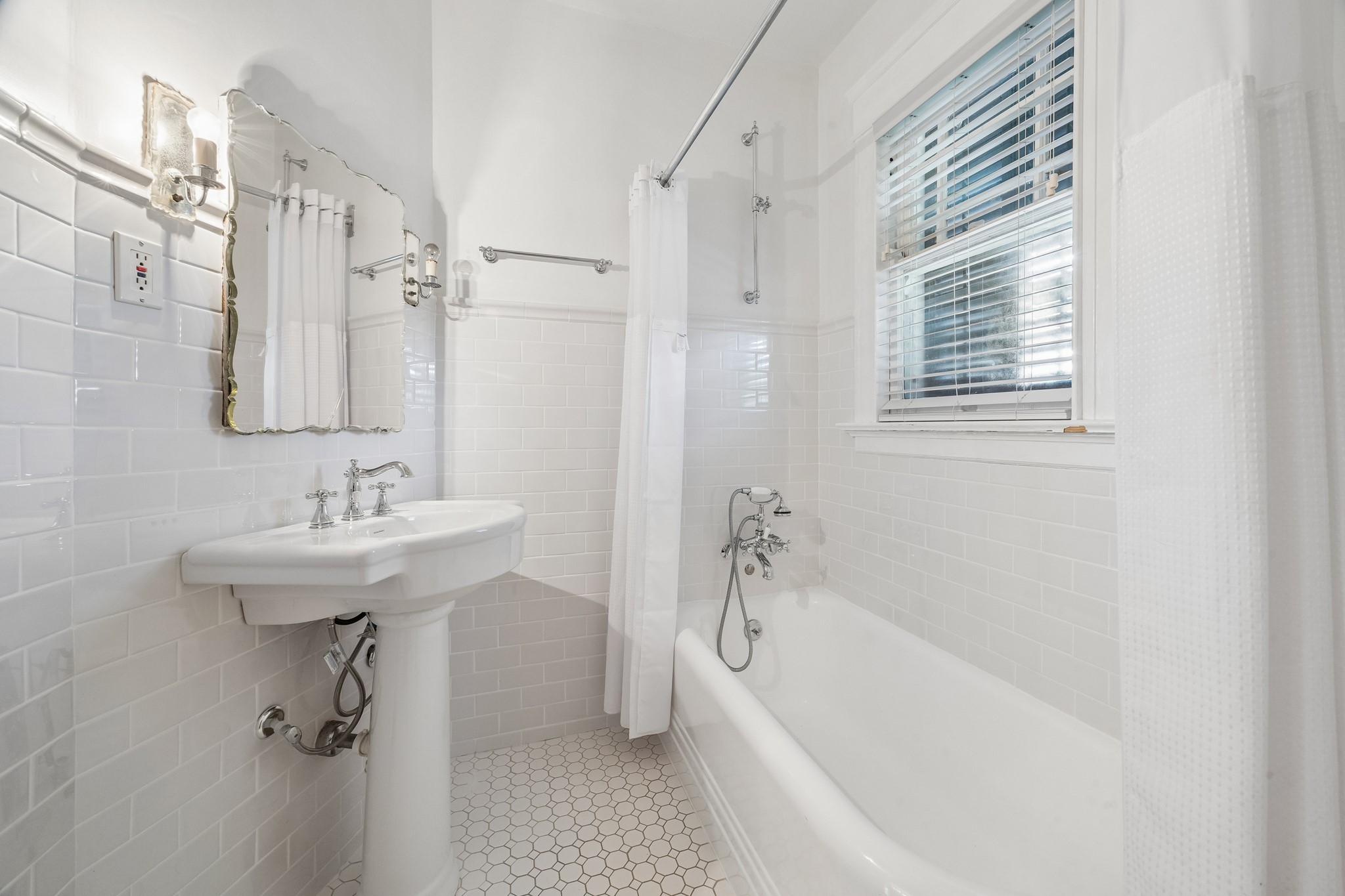 2603 Avenue O Property Photo 17