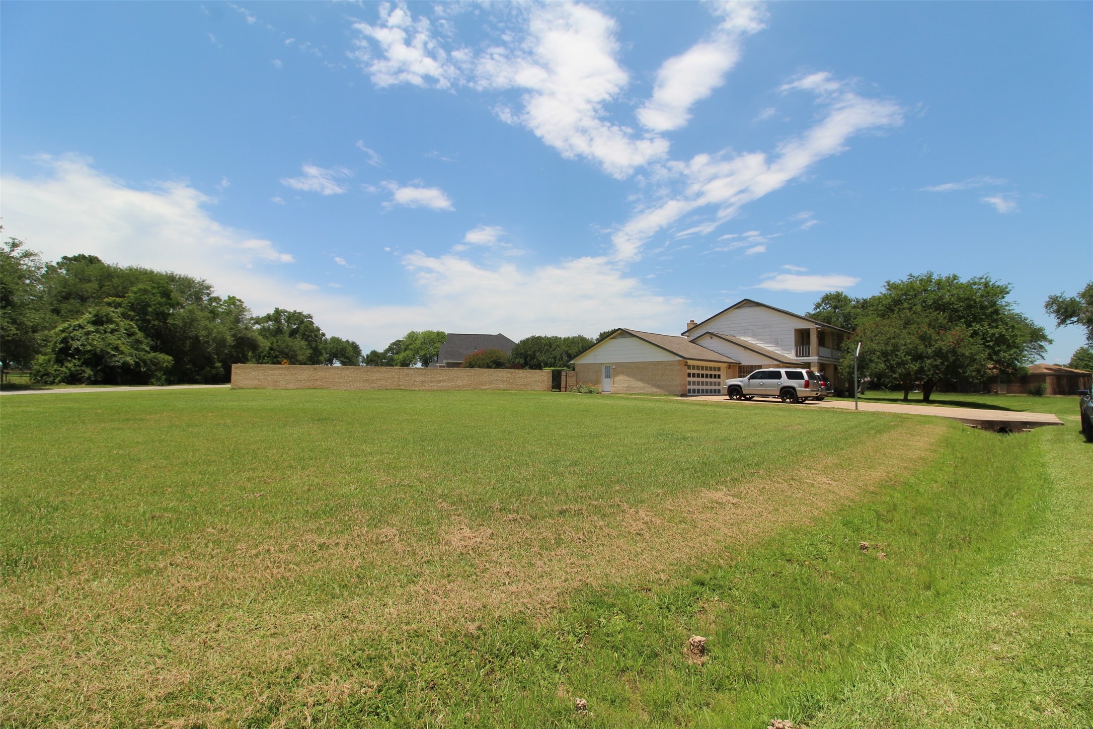 32226 Divot Drive Property Photo 2