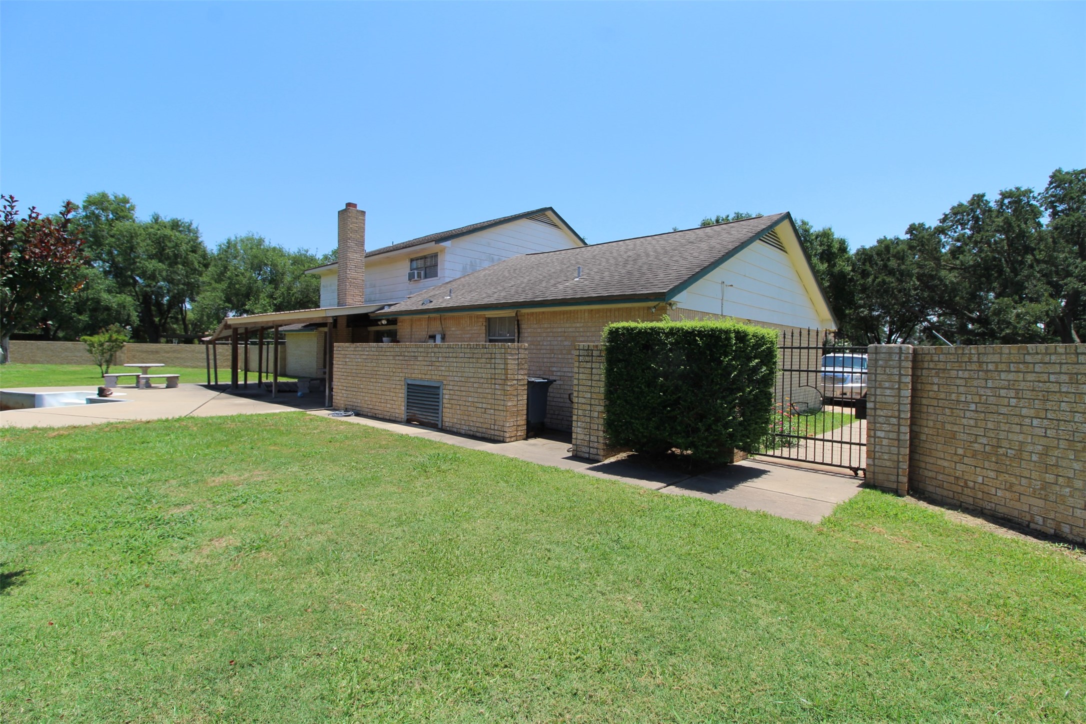 32226 Divot Drive Property Photo 27