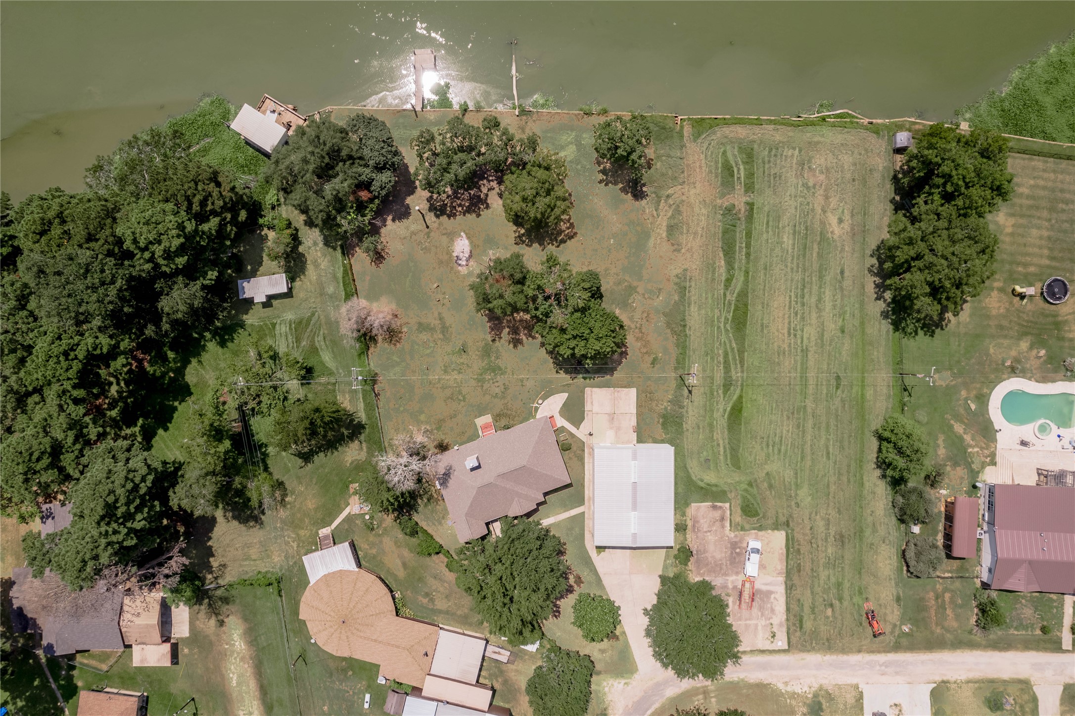 206 Lake Front Drive Property Photo 1