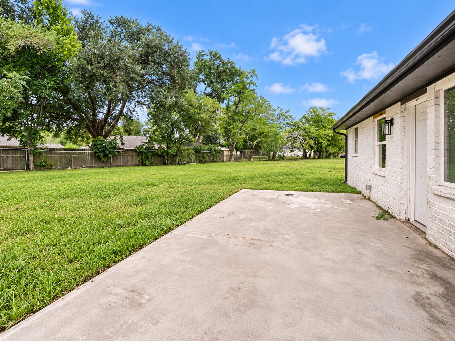 5207 Castlecreek Lane Property Photo 23