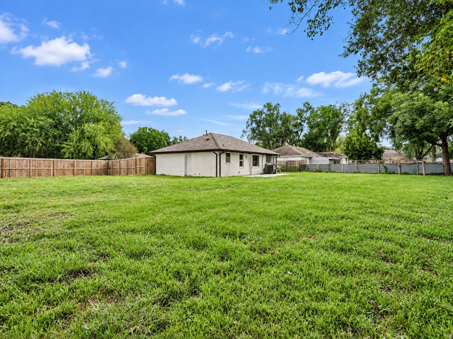 5207 Castlecreek Lane Property Photo 27