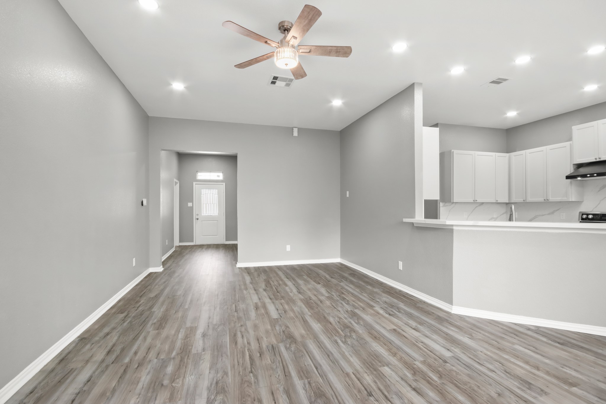 535 Corydon Drive Property Photo 8