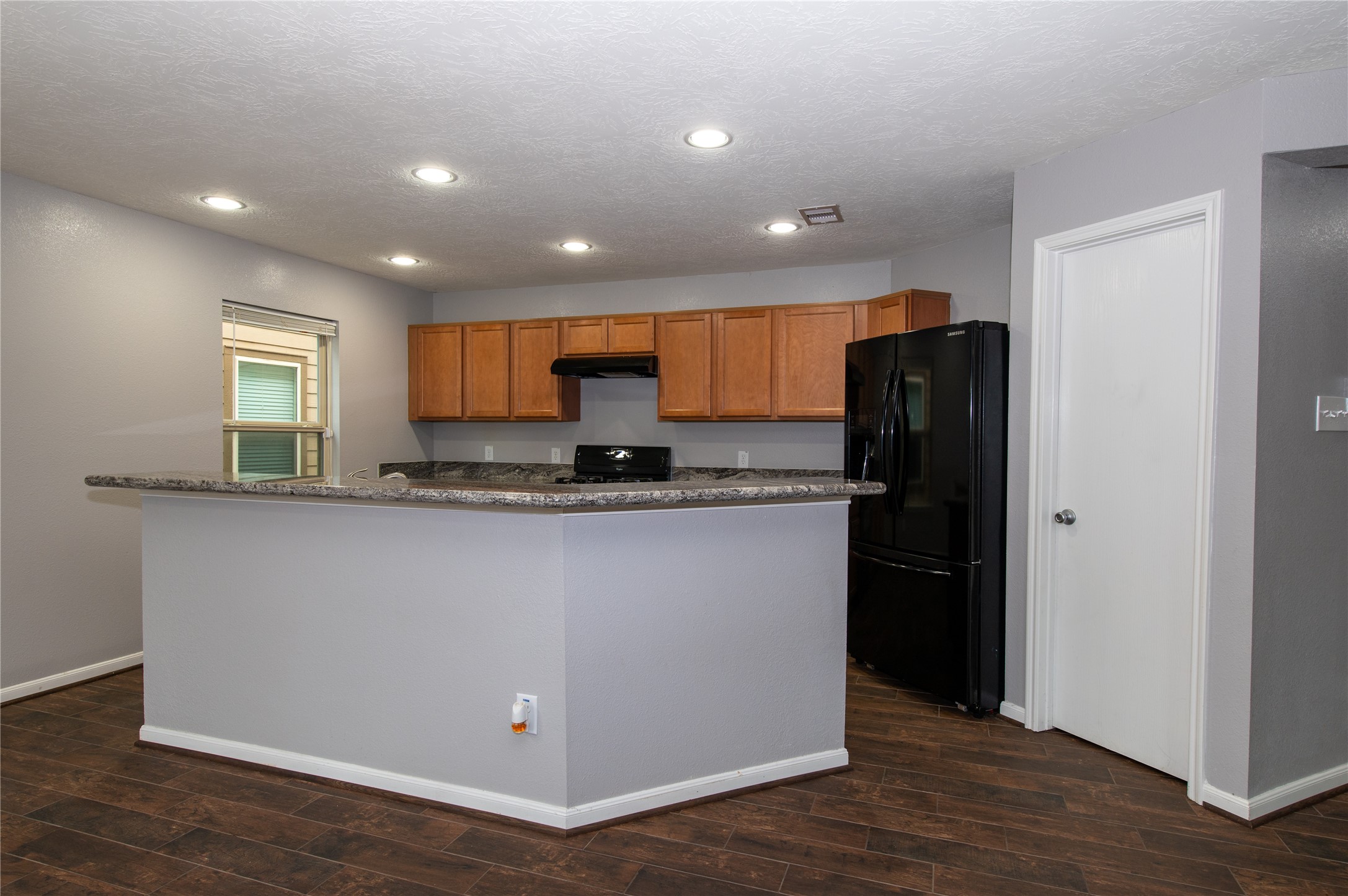 2562 Skyview Point Drive Property Photo 4