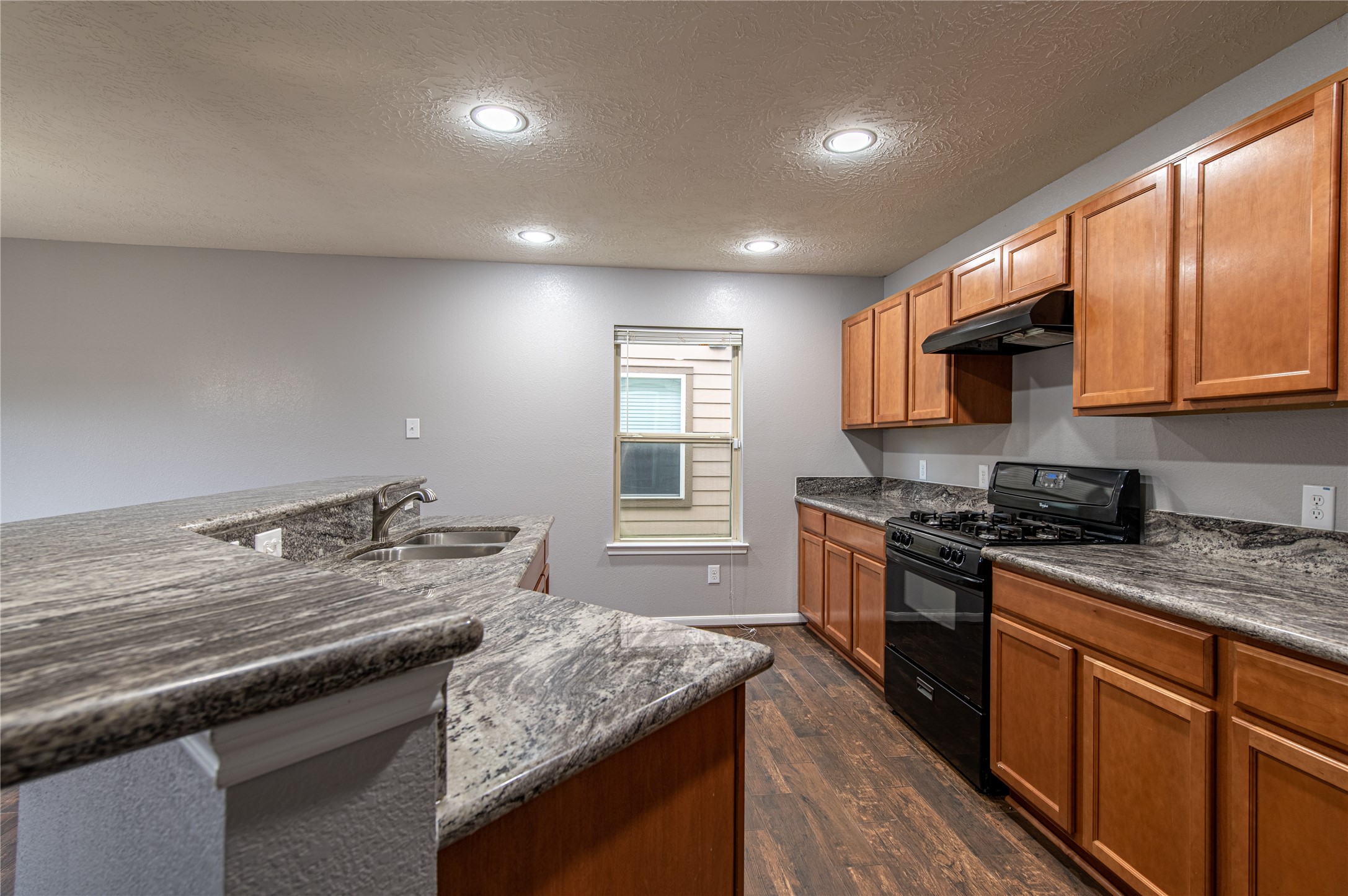 2562 Skyview Point Drive Property Photo 6