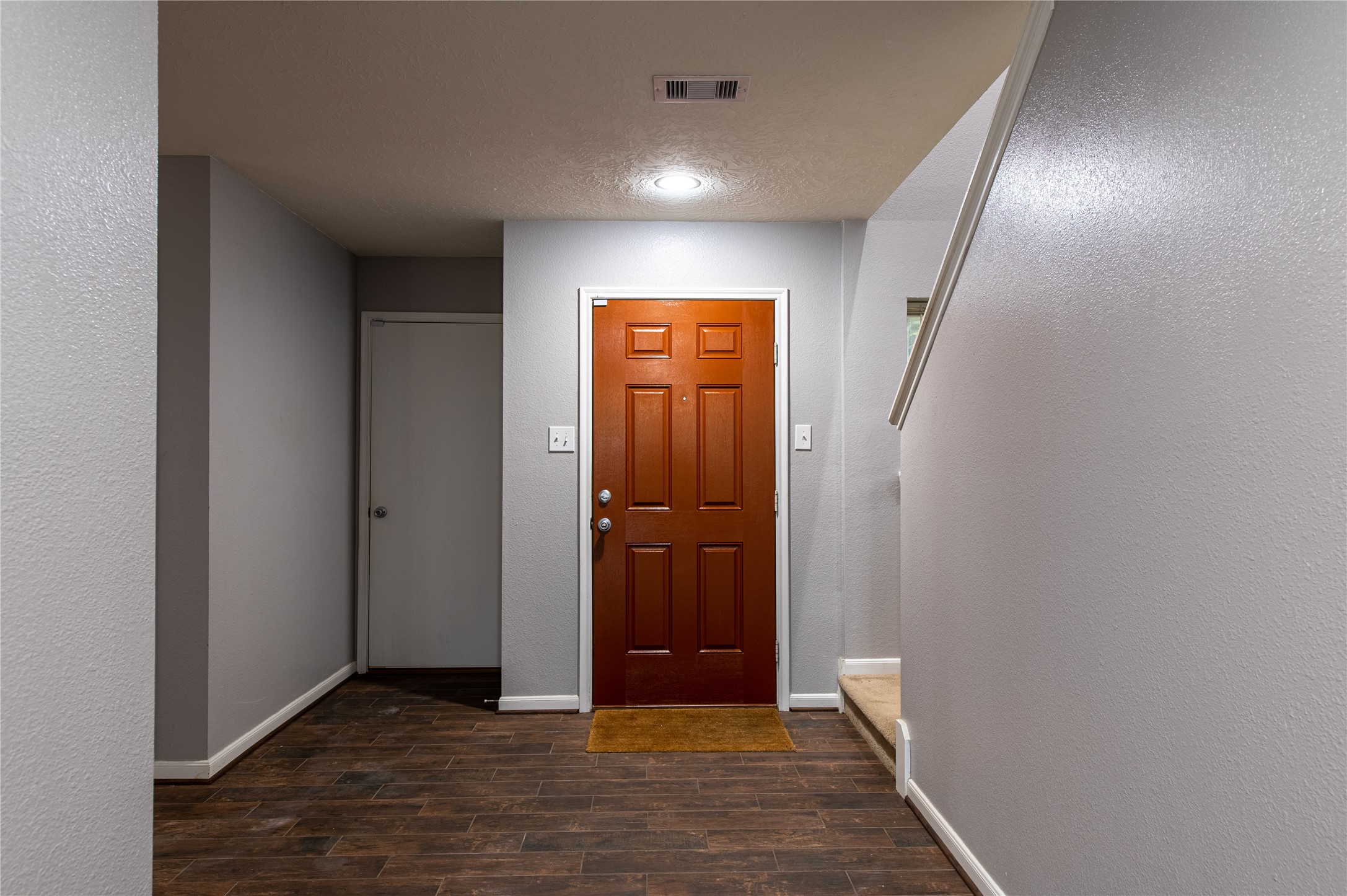 2562 Skyview Point Drive Property Photo 13