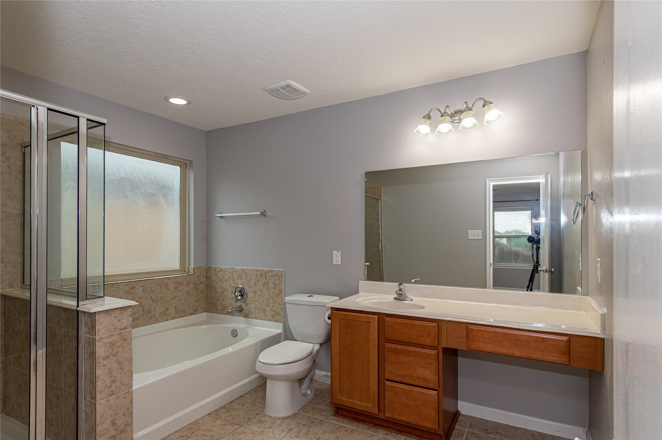 2562 Skyview Point Drive Property Photo 18