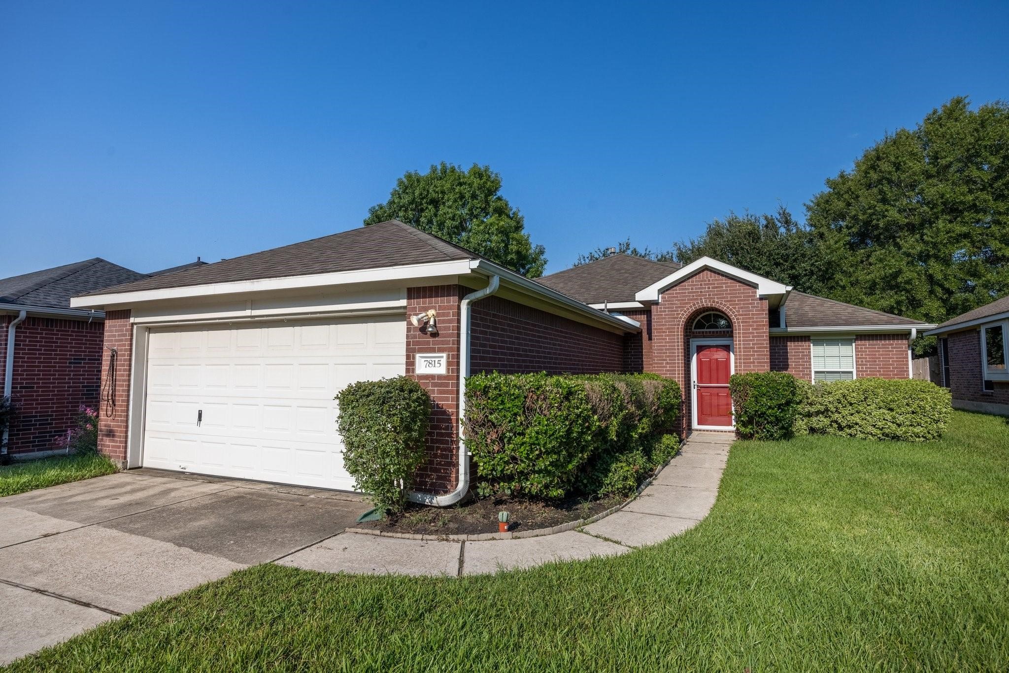 7815 Mary Katheryns Crossing Property Photo 2