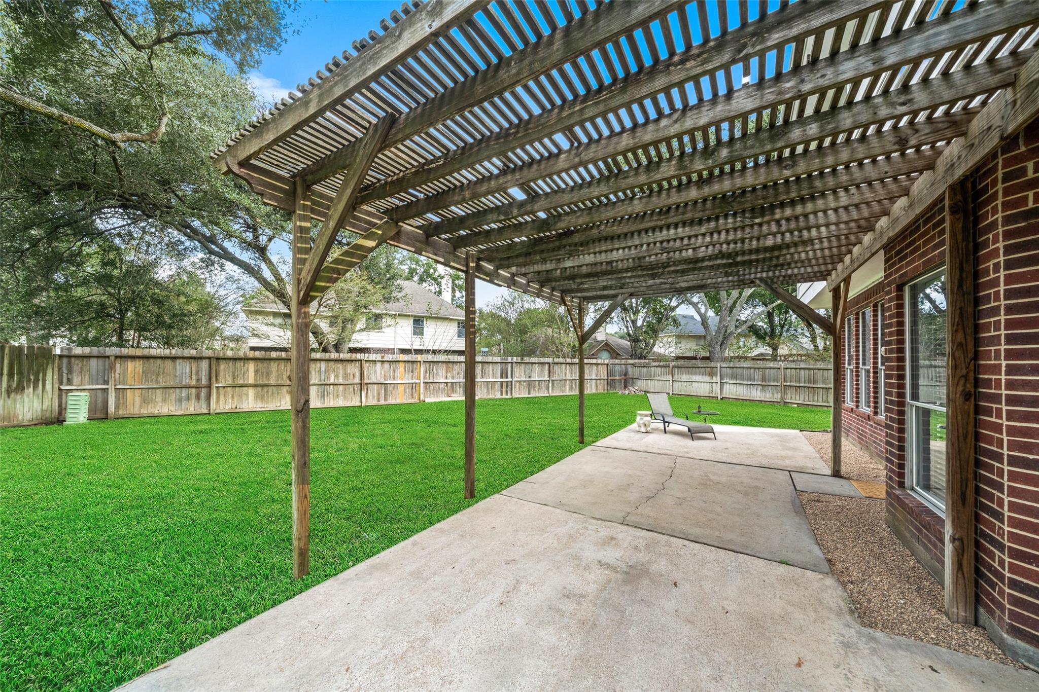 21650 Westcliffe Falls Drive Property Photo 5