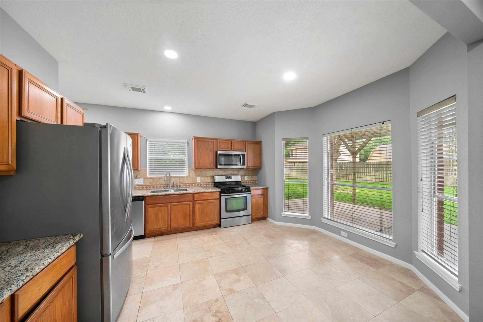 21650 Westcliffe Falls Drive Property Photo 17