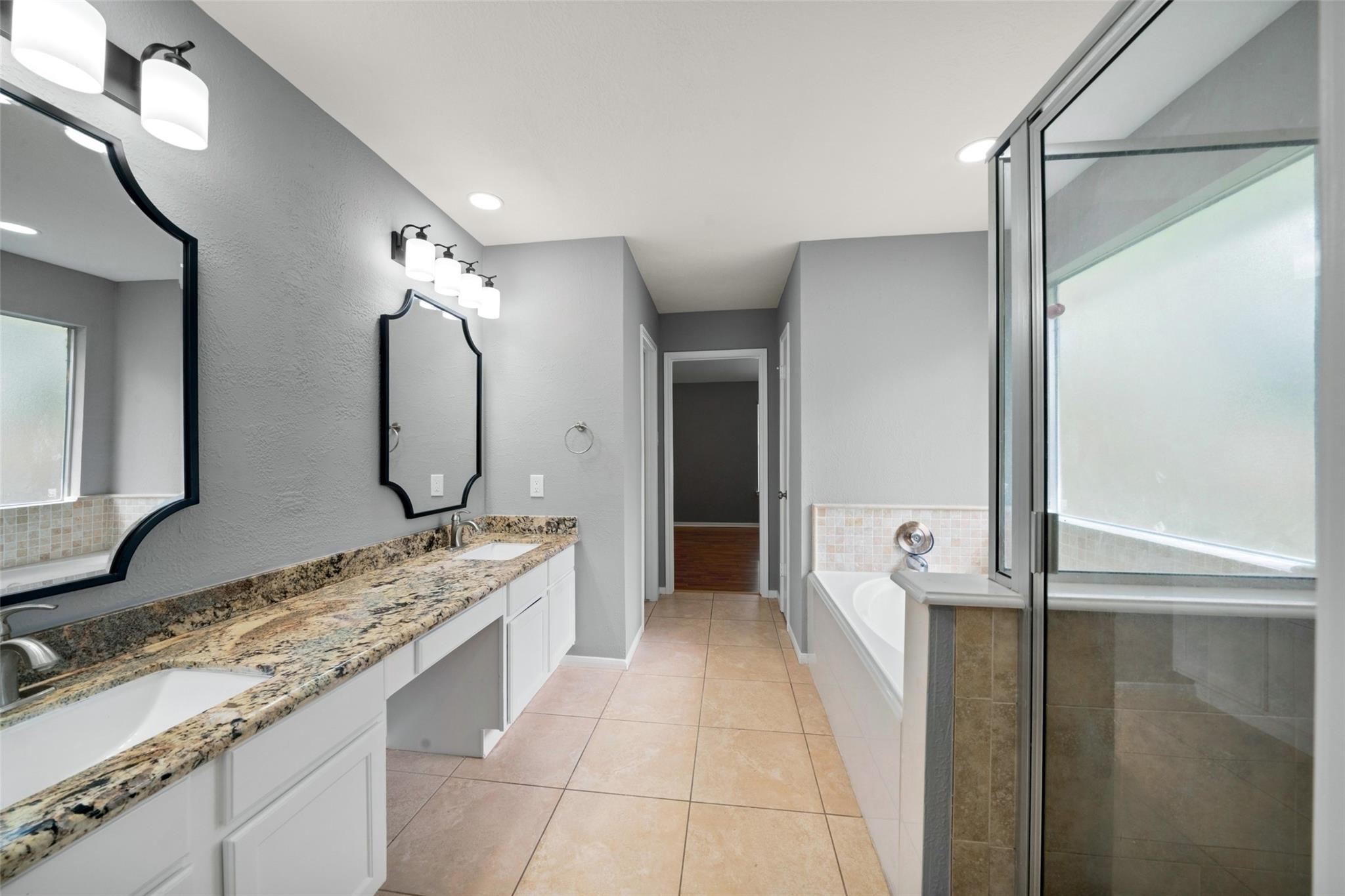 21650 Westcliffe Falls Drive Property Photo 32