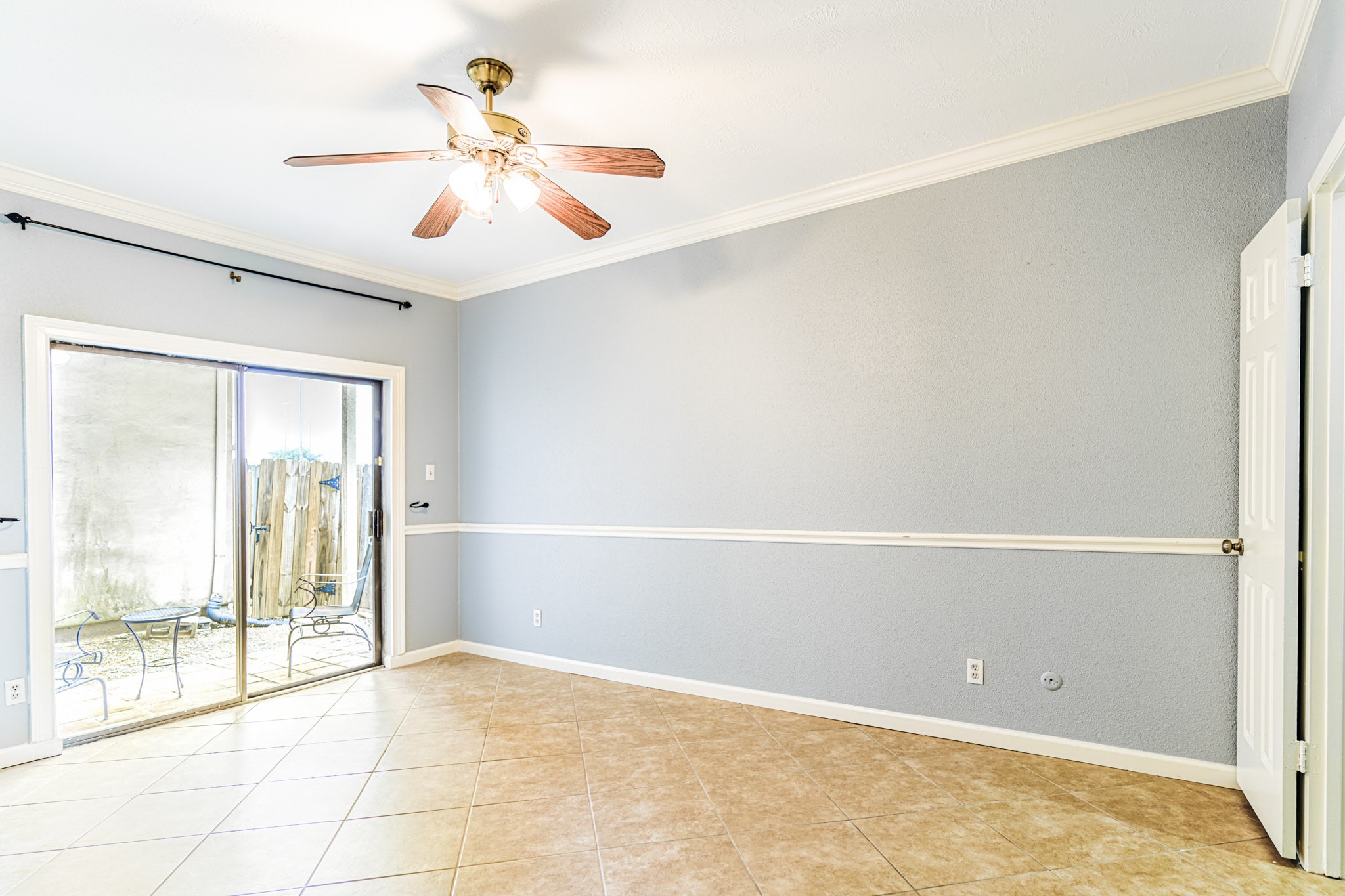 1818 Augusta Drive 27 Property Photo 14