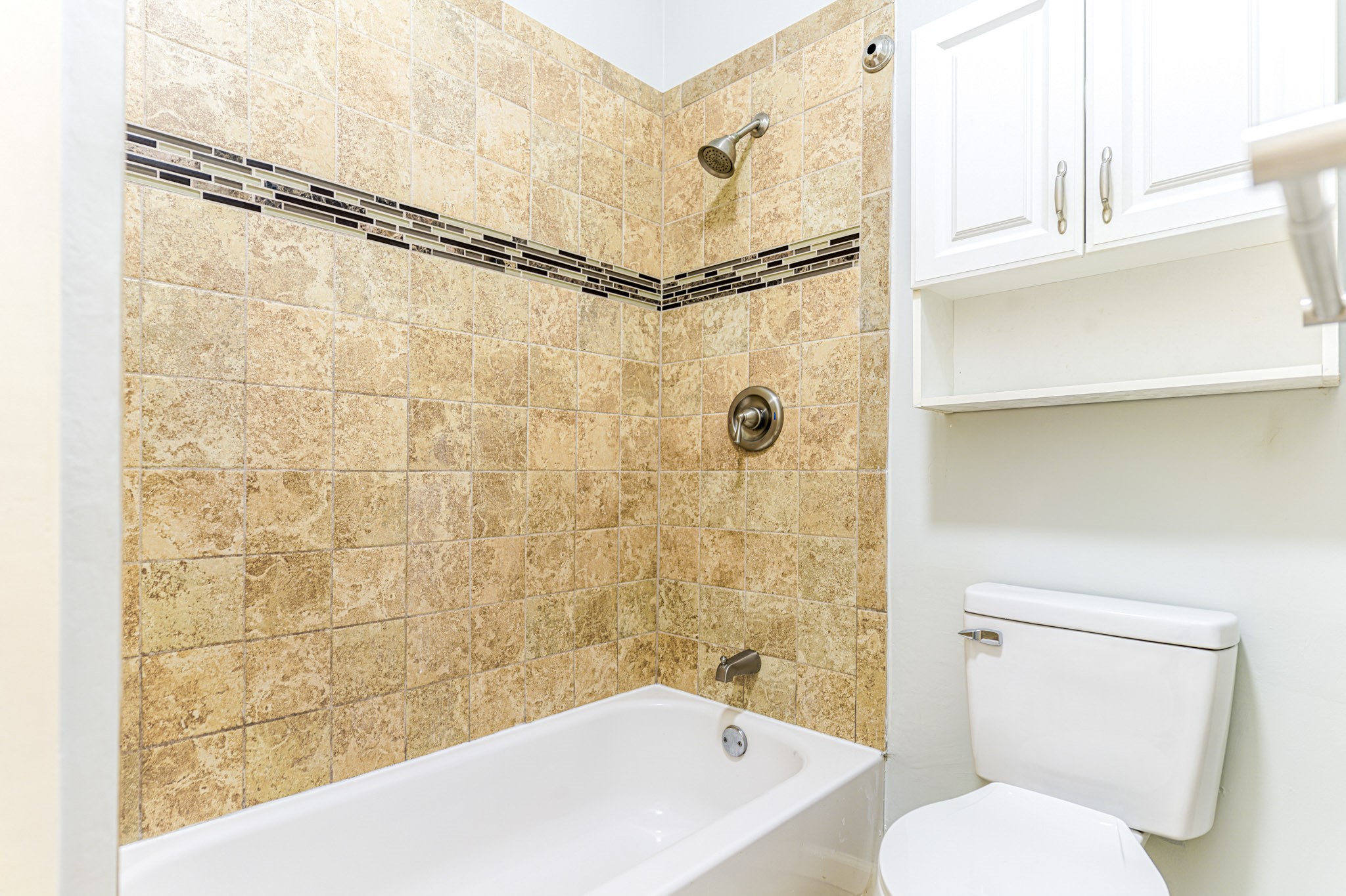 1818 Augusta Drive 27 Property Photo 18