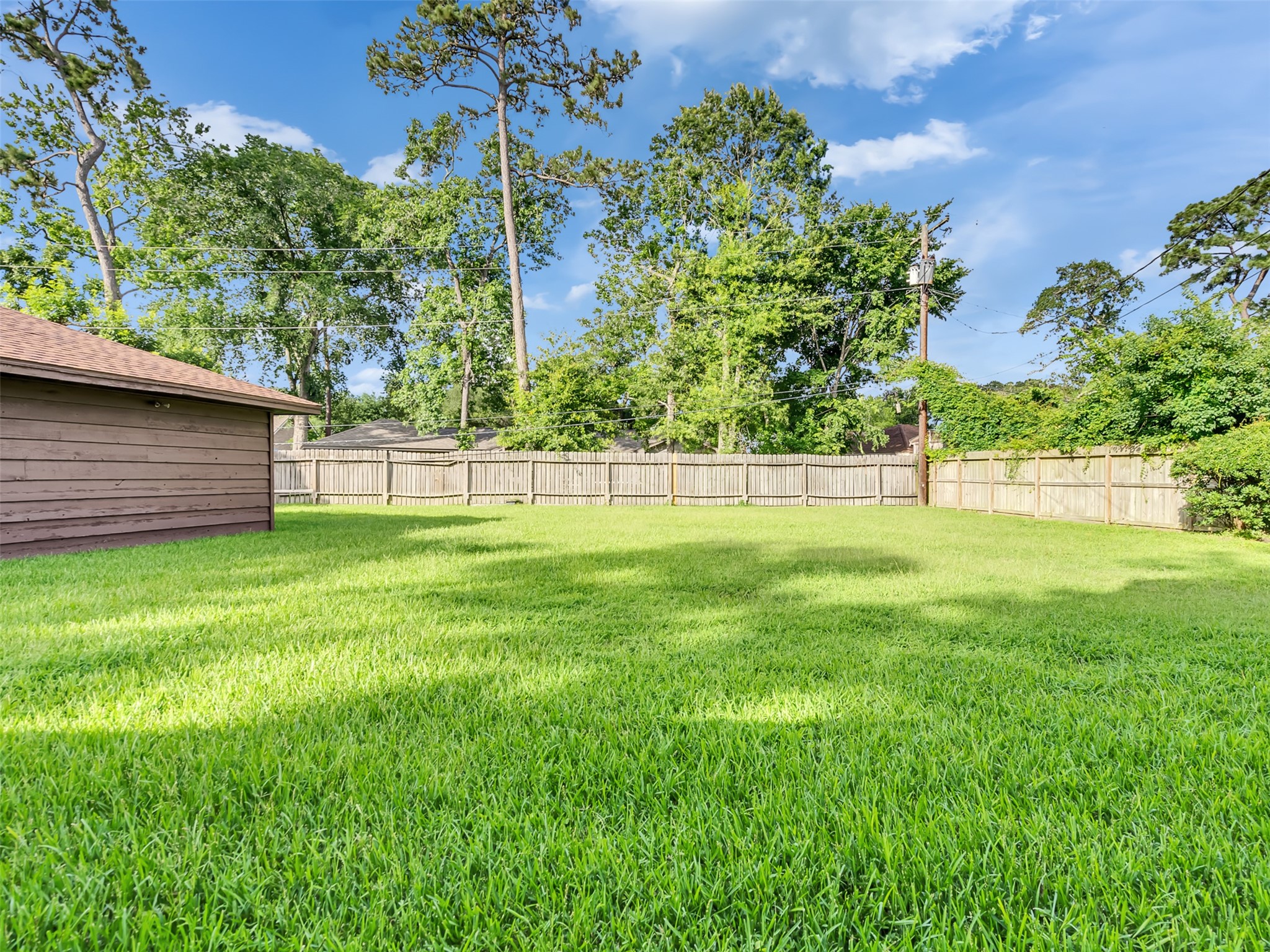 3017 Inwood Drive Property Photo 8