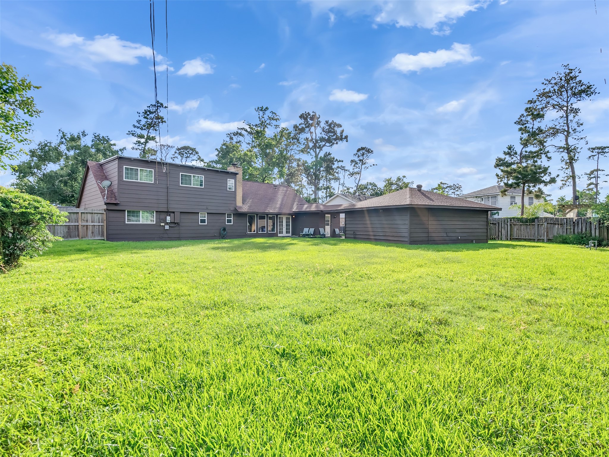 3017 Inwood Drive Property Photo 10